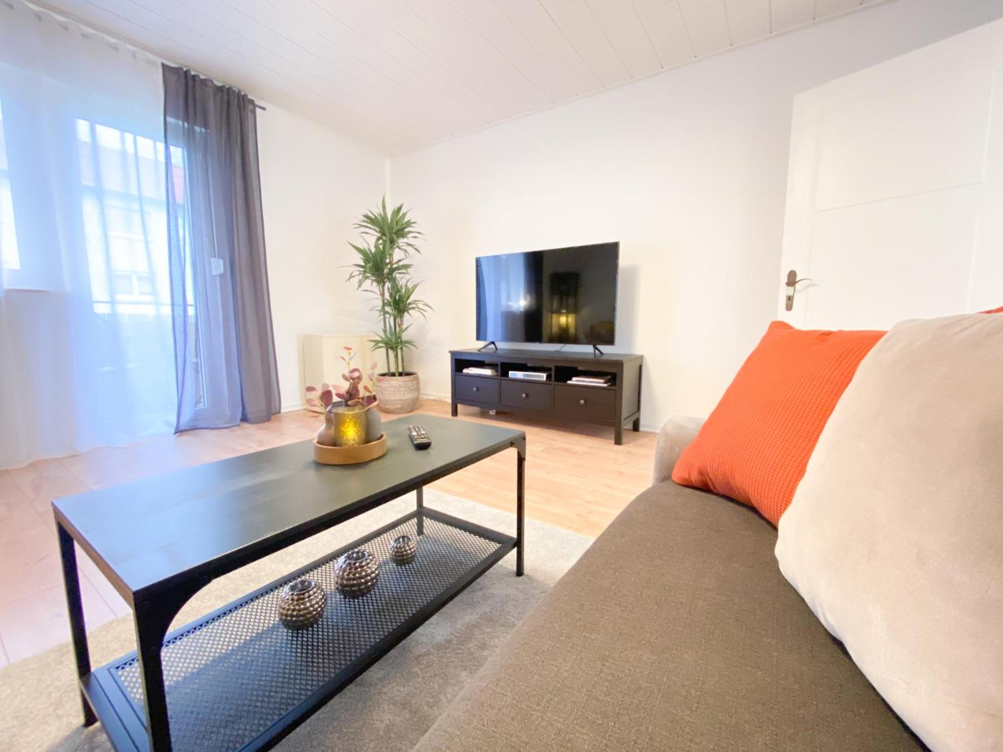 One-Bedroom Apartment - Photo 6