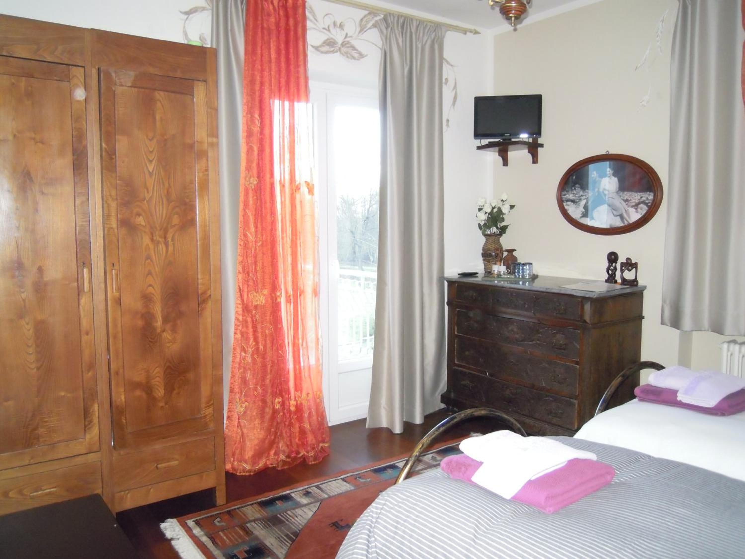 Double Or Twin Room With Private External Bathroom photo 3