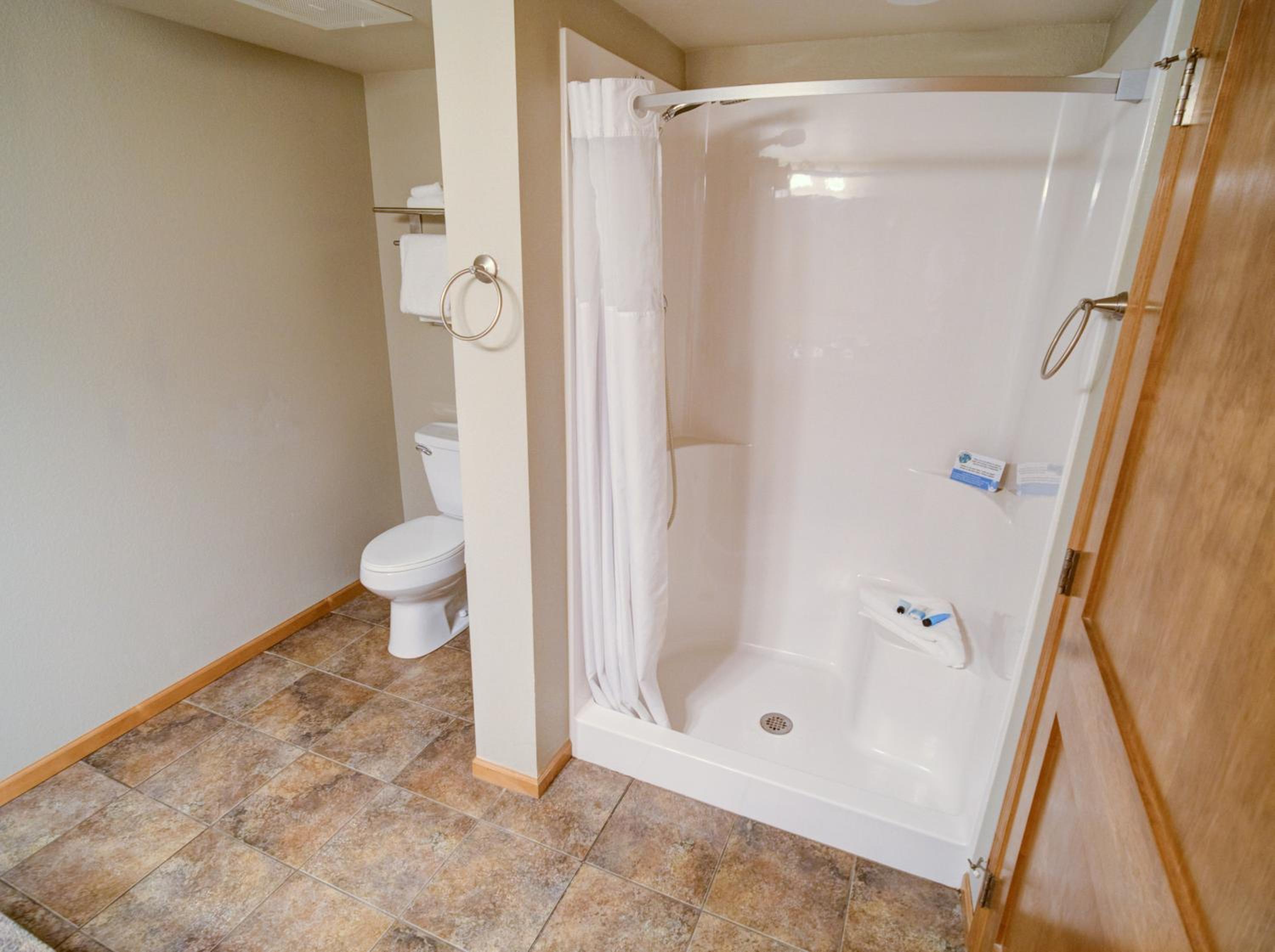 Standard Room - Non-Lakeview photo 2