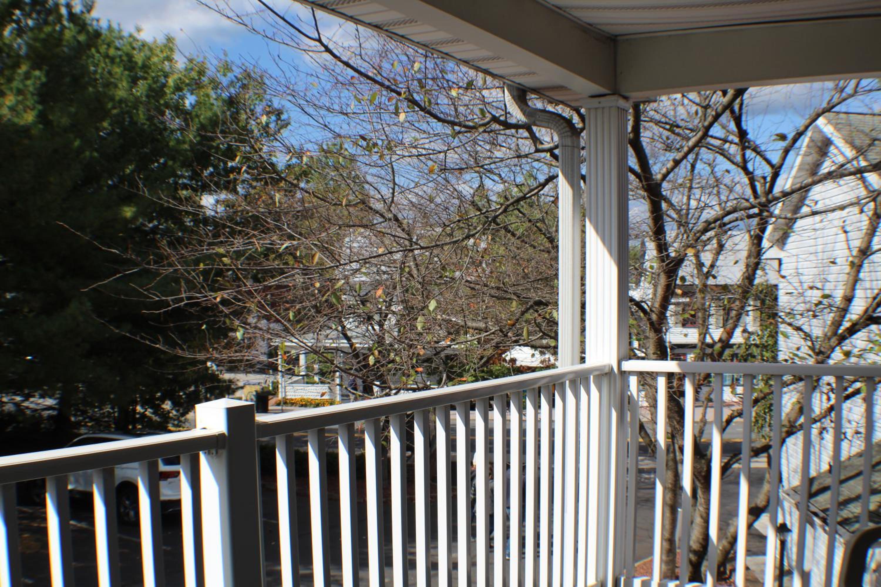 NonSmoking 2Doubles Balcony PET FRIENDLY - Photo 4