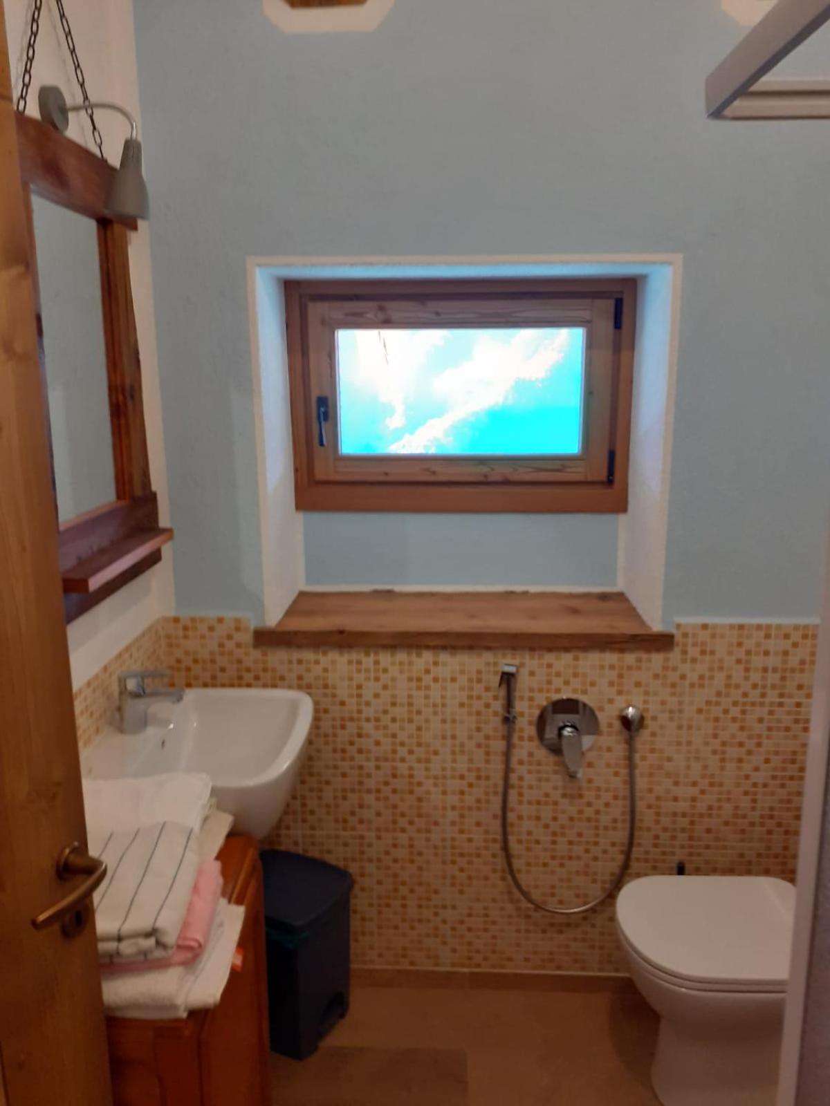 Double Room with Balcony photo 2