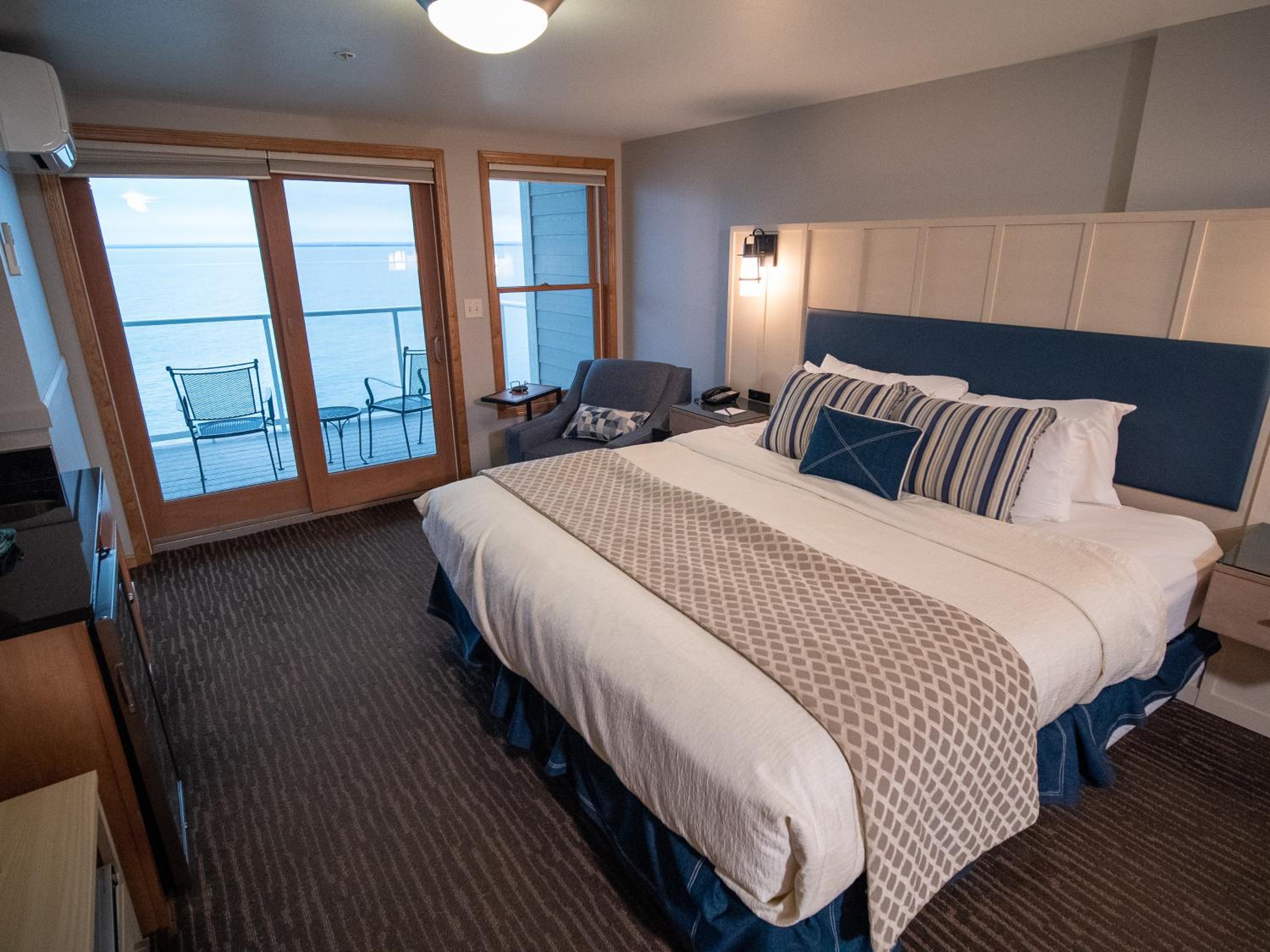 One-Bedroom Suite photo 2