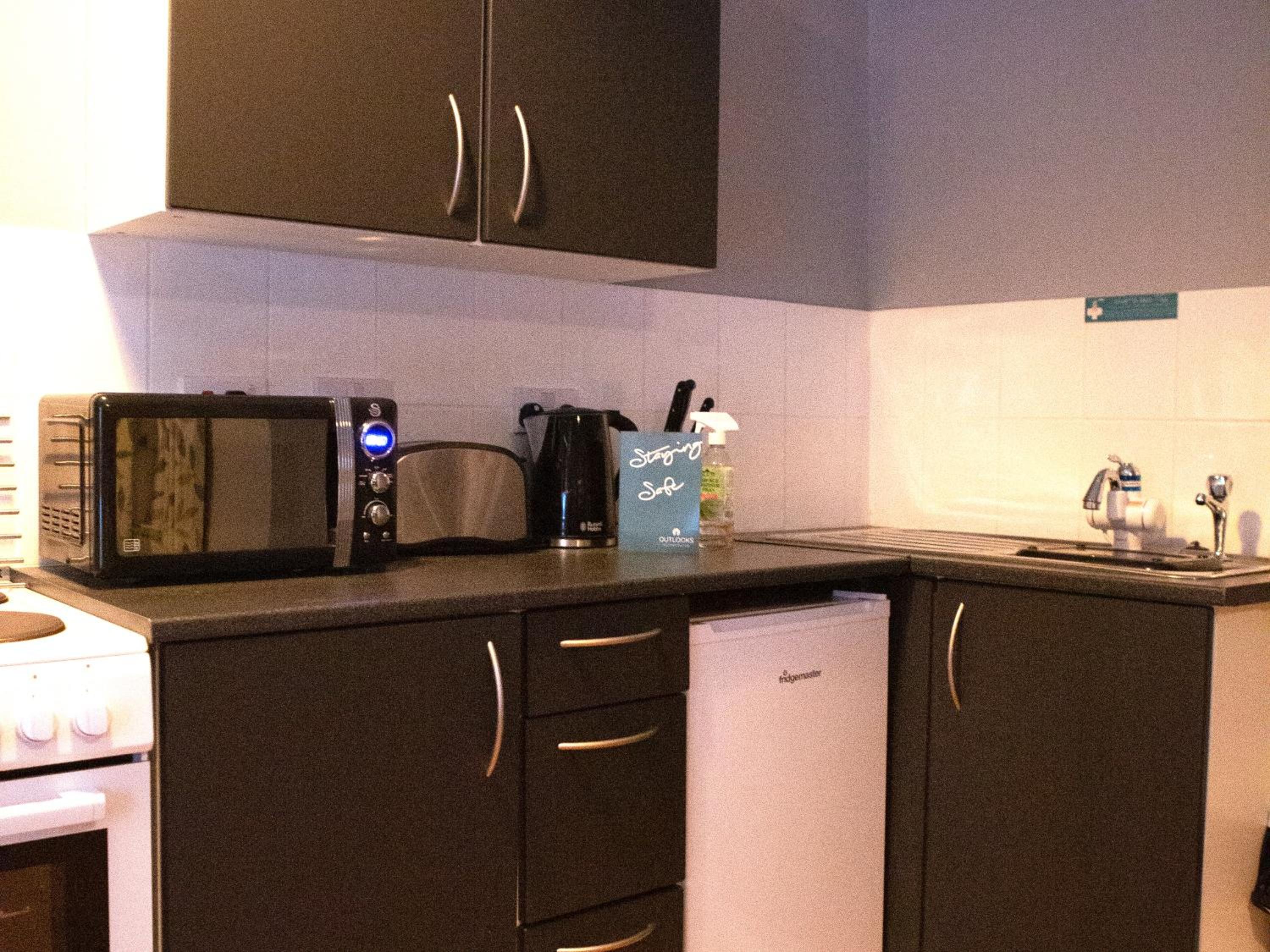 Studio Apartment photo 2