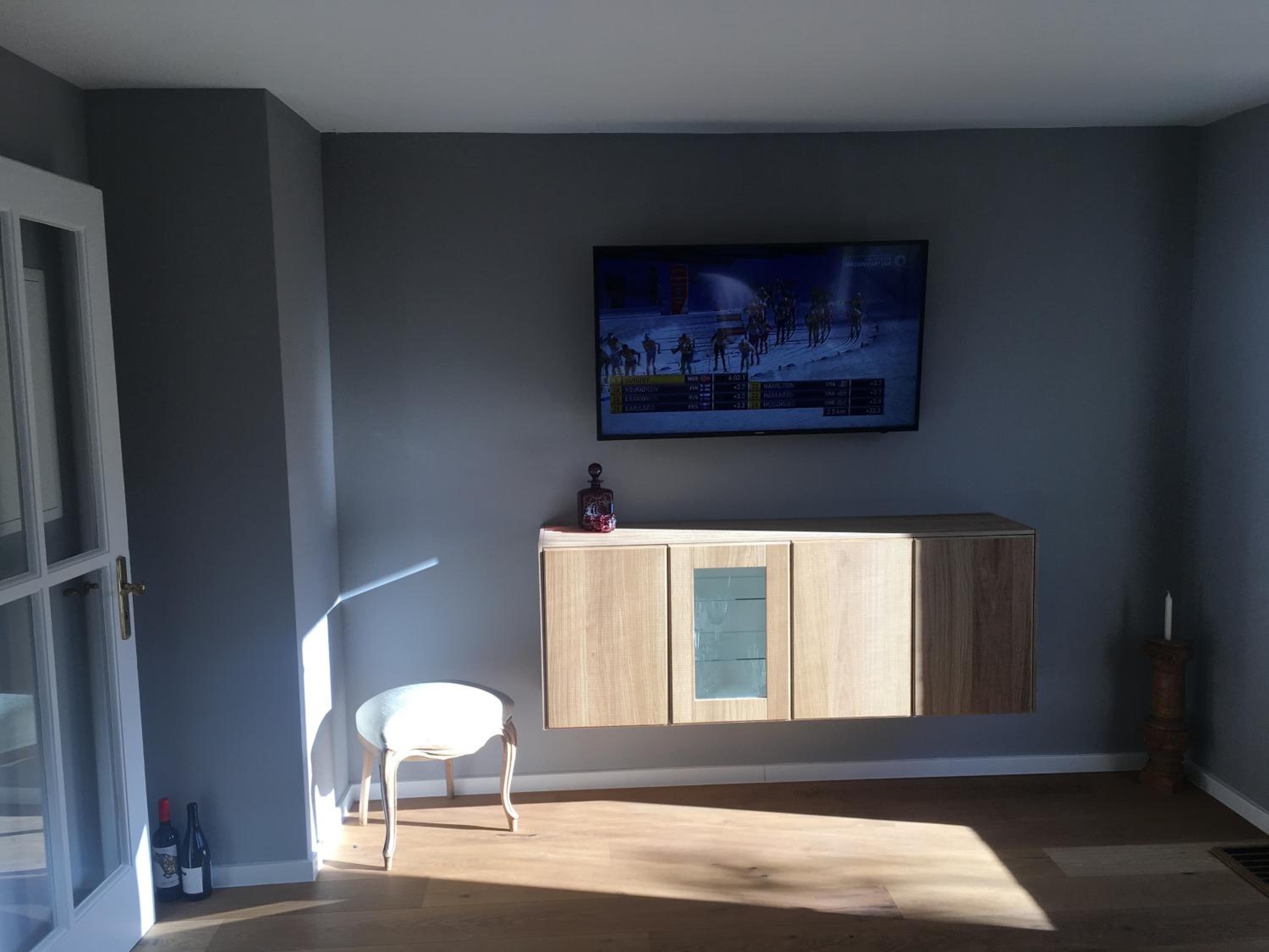 Three-Bedroom House photo 1
