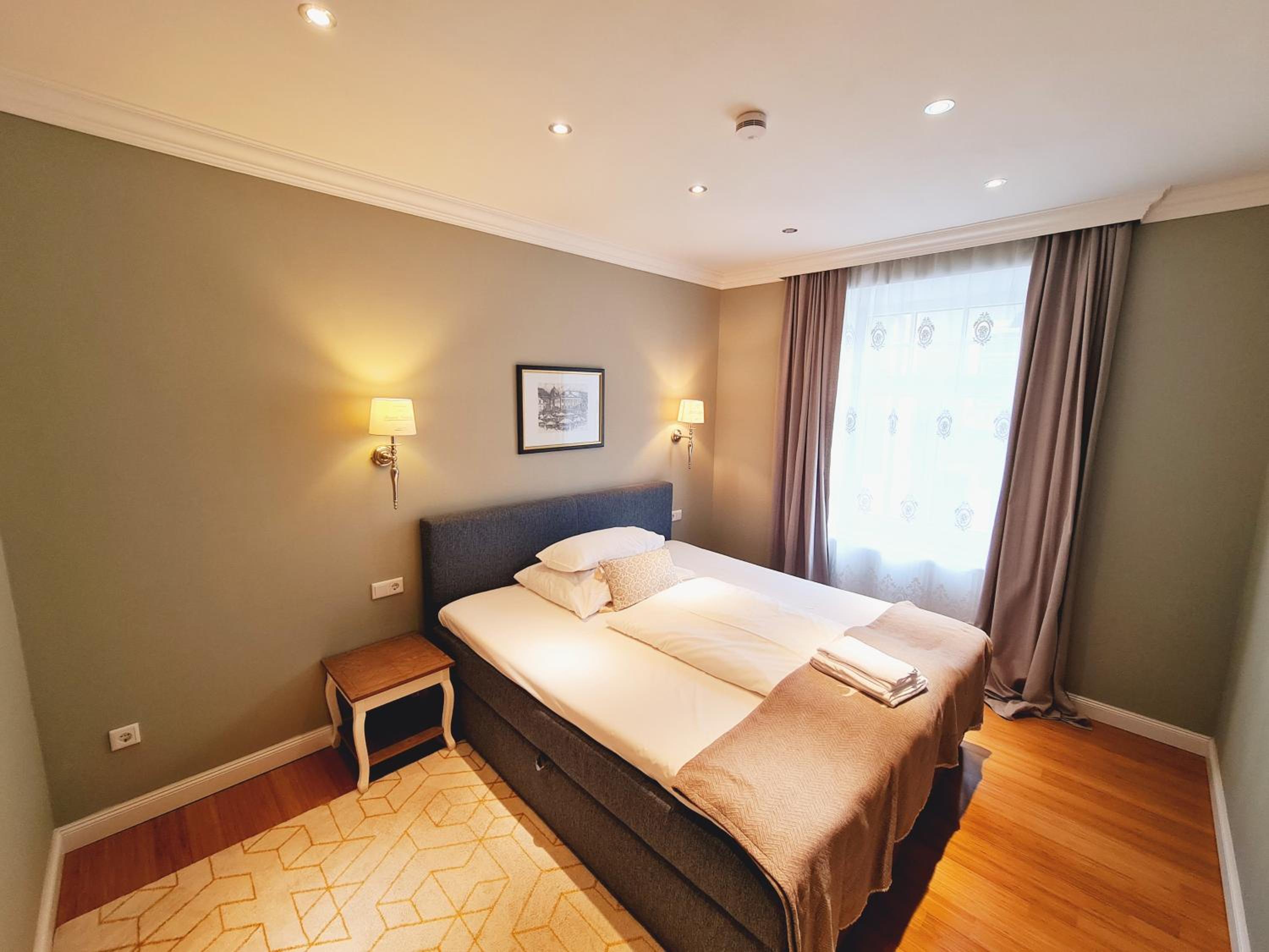 Deluxe Suite photo 3
