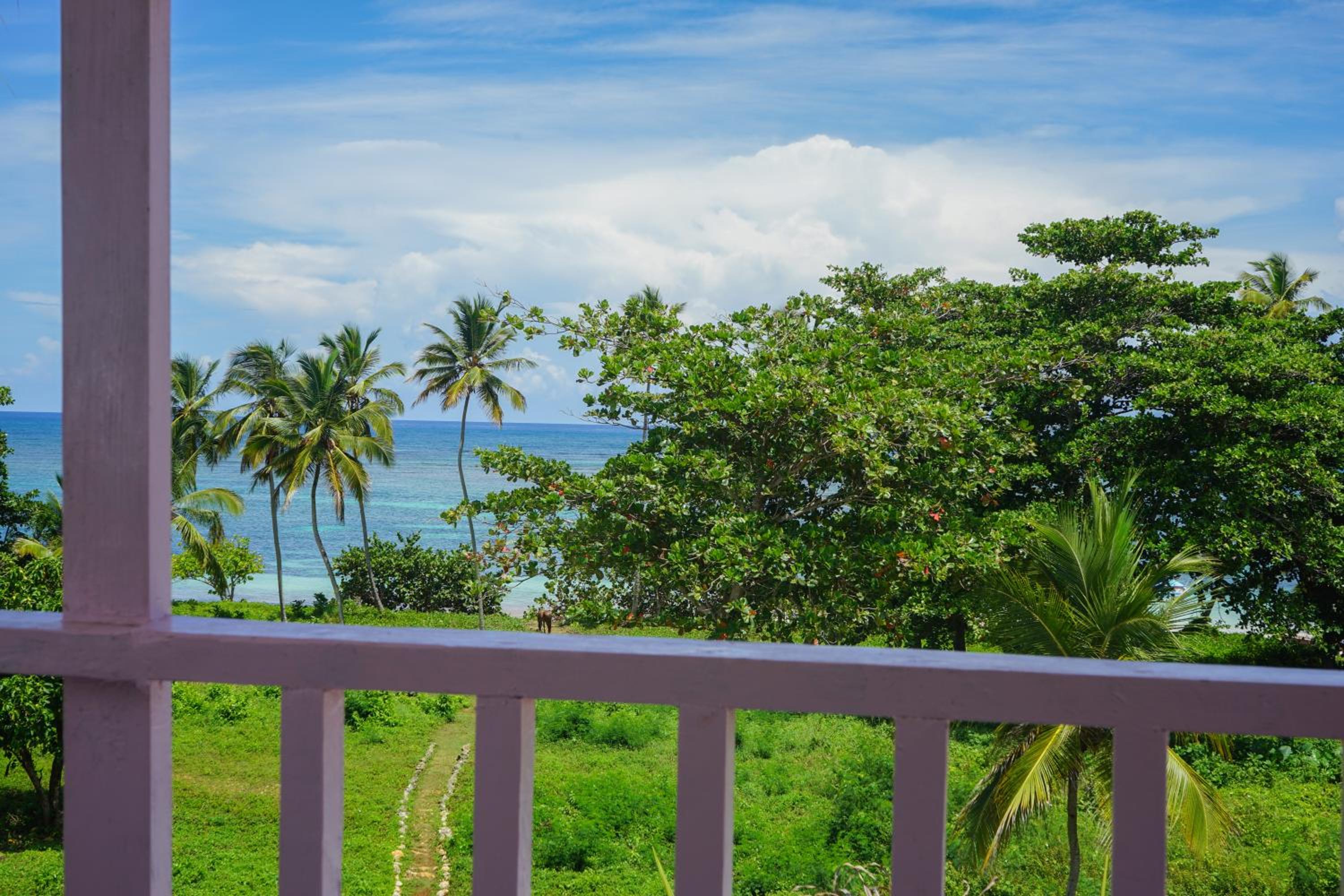 Studio Apartment with Sea View