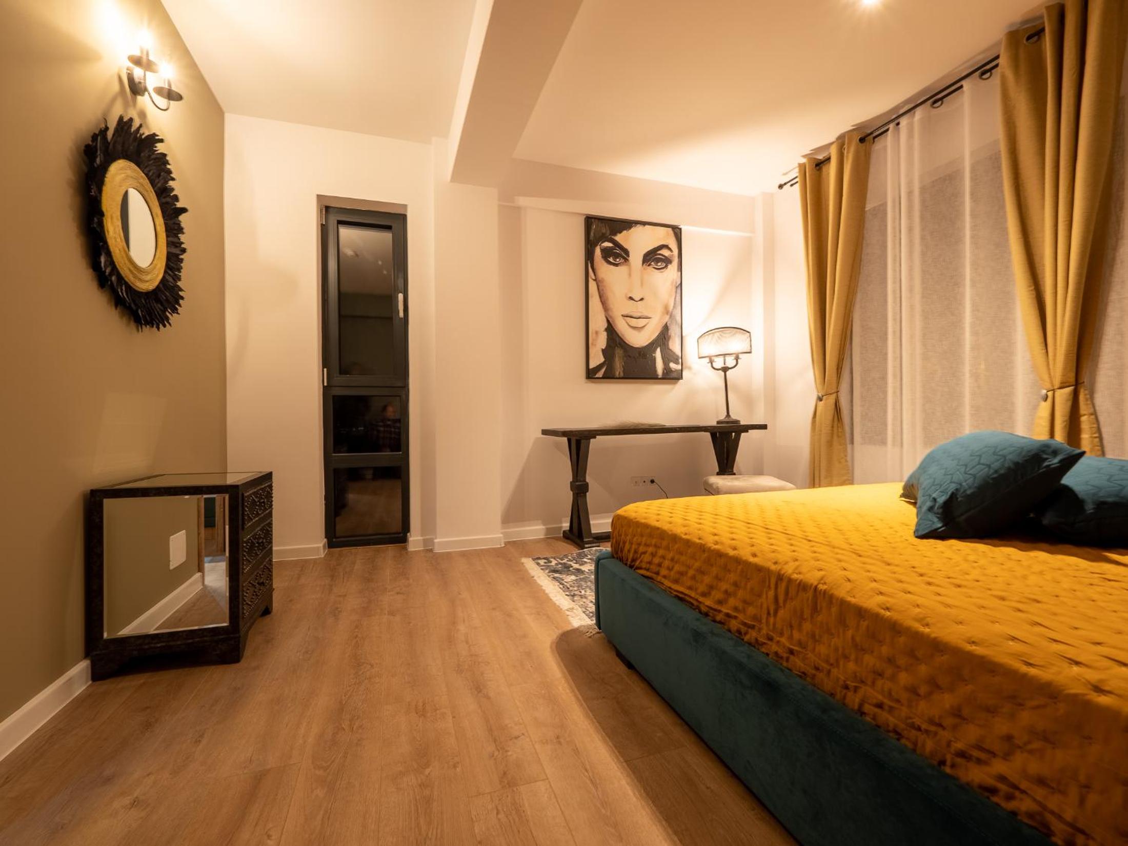 One-Bedroom Apartment - Photo 5