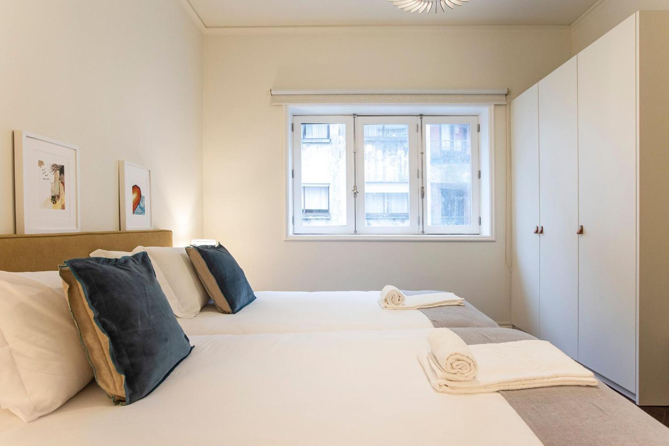 Two-Bedroom Apartment - Photo 13