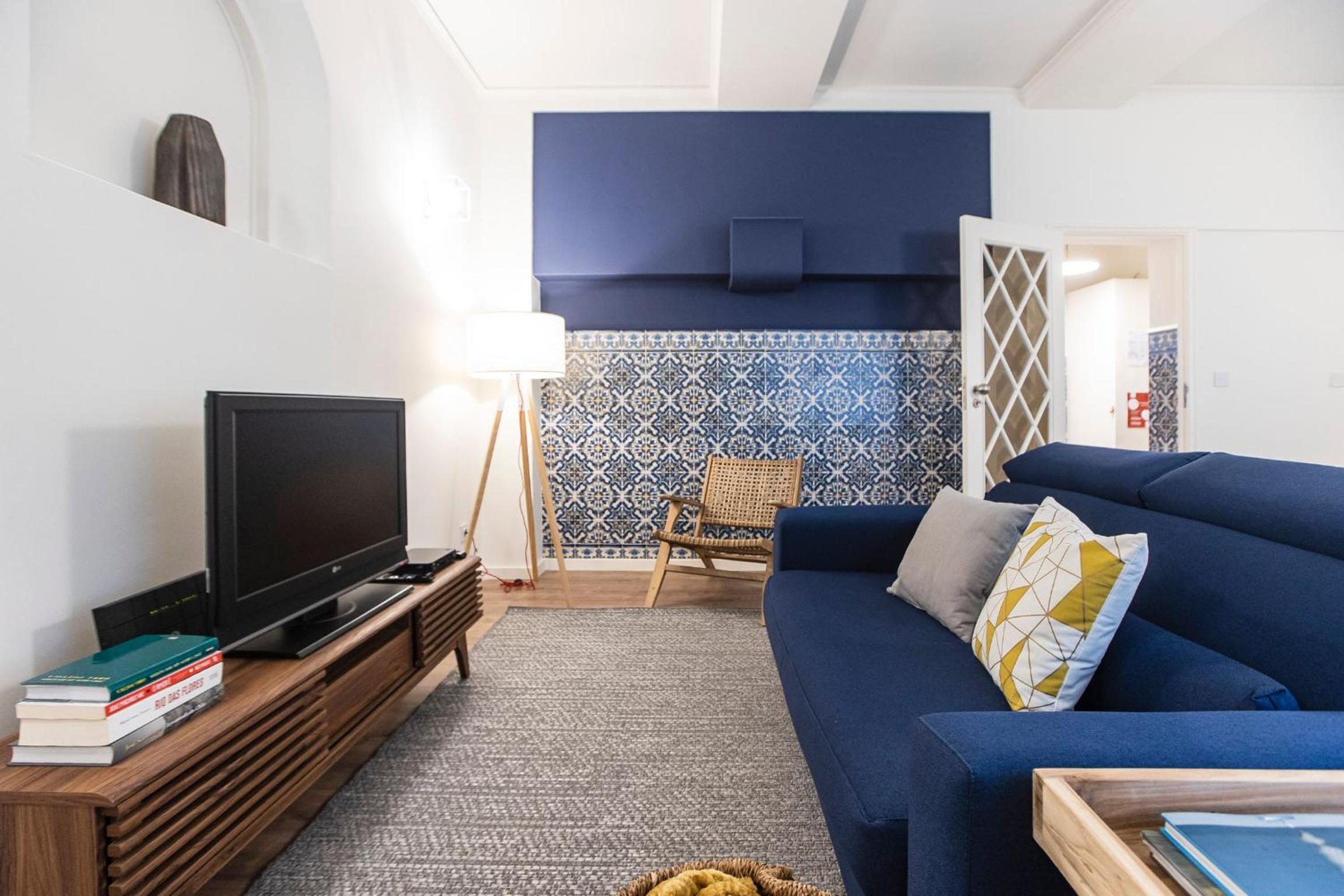 Two-Bedroom Apartment - Photo 8