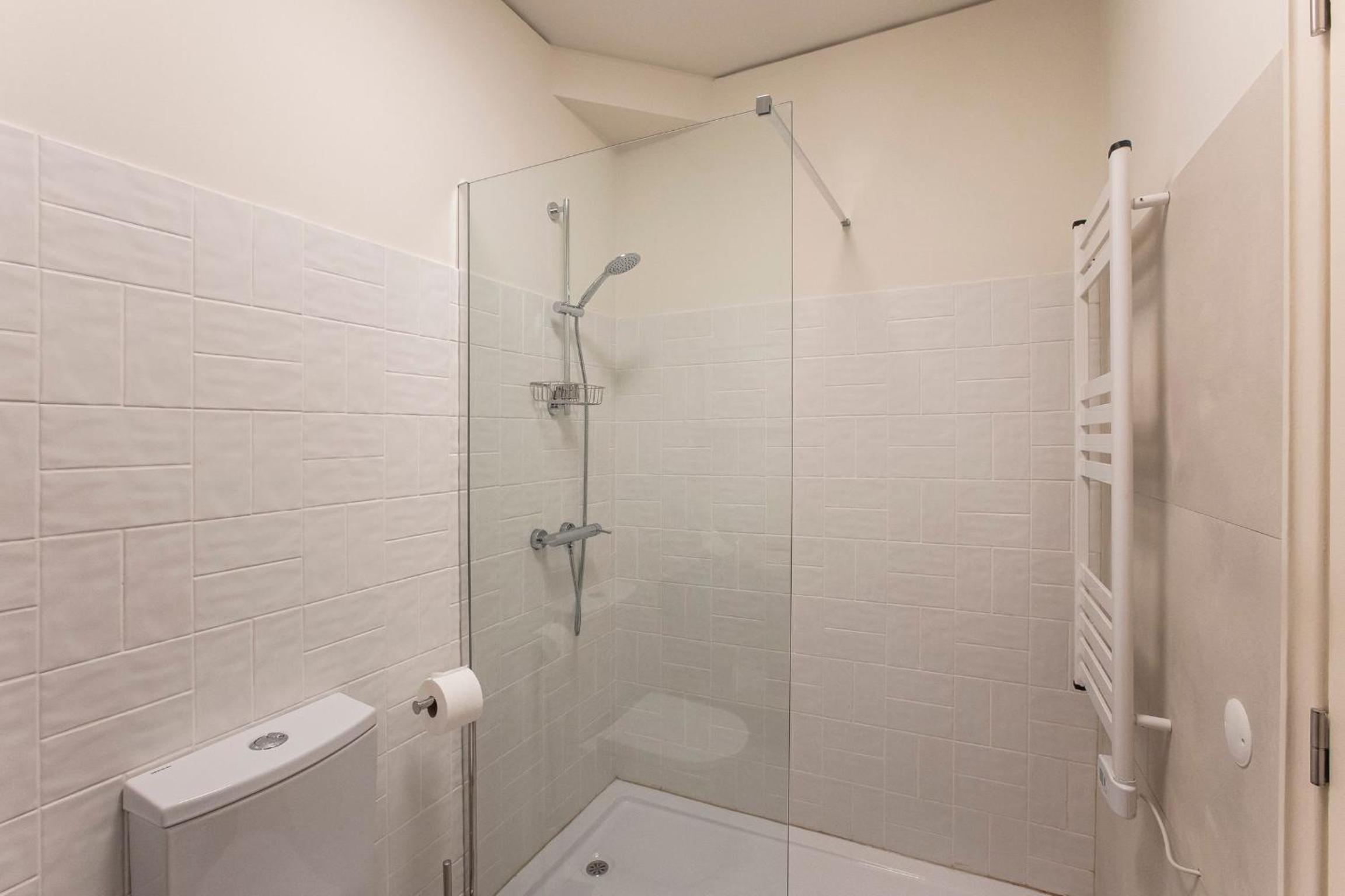 Two-Bedroom Apartment - Photo 7