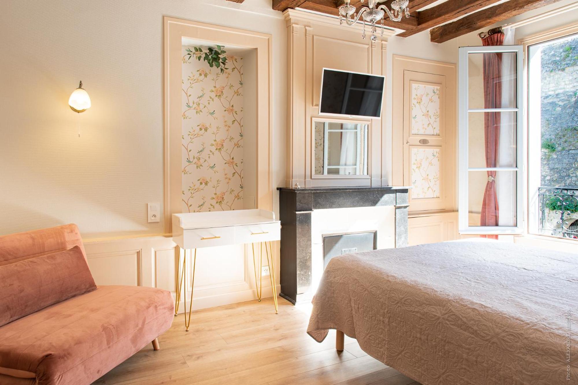 Triple Room with City View - Photo 3