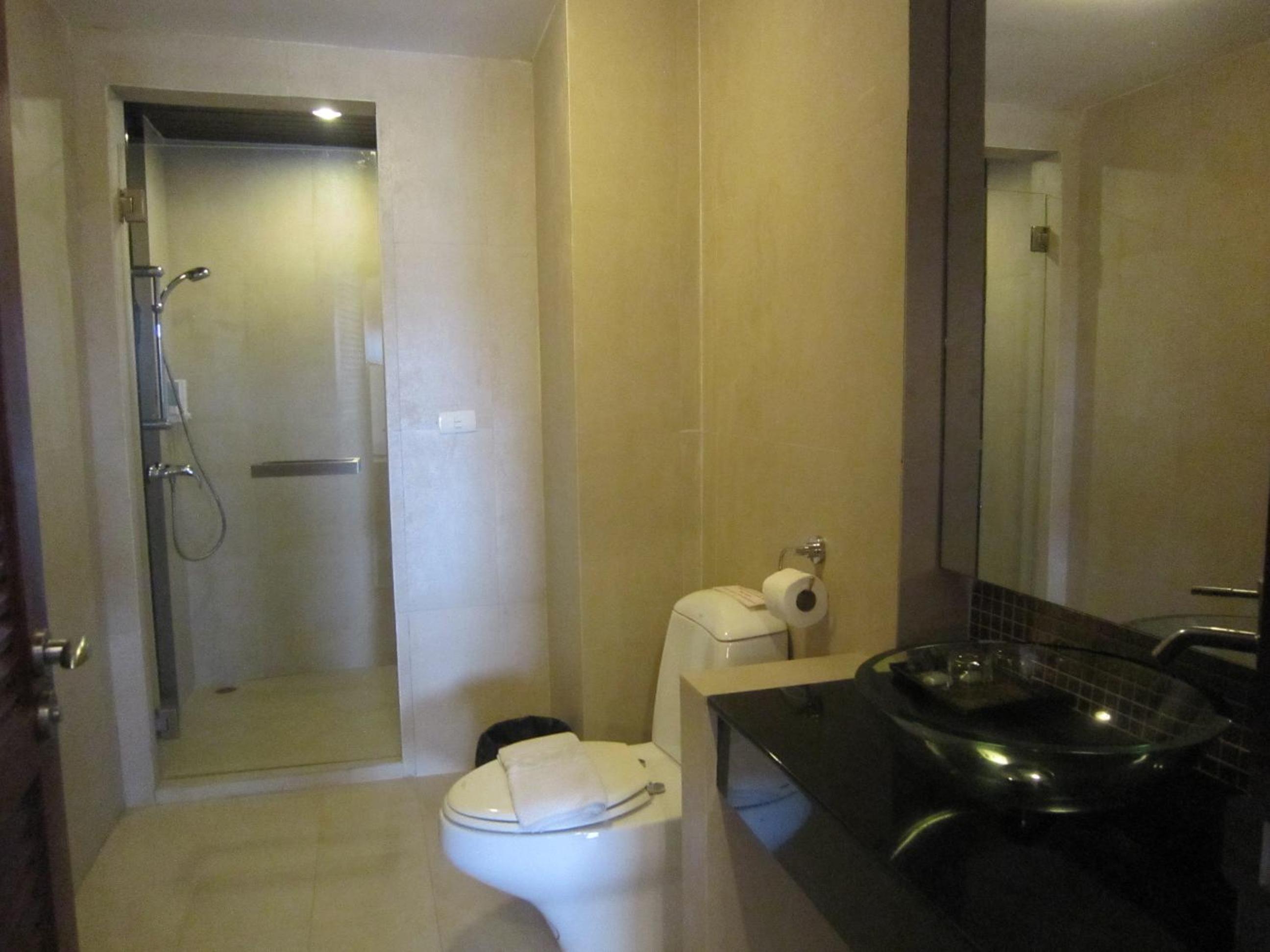 Junior Suite - Pool Side photo 2