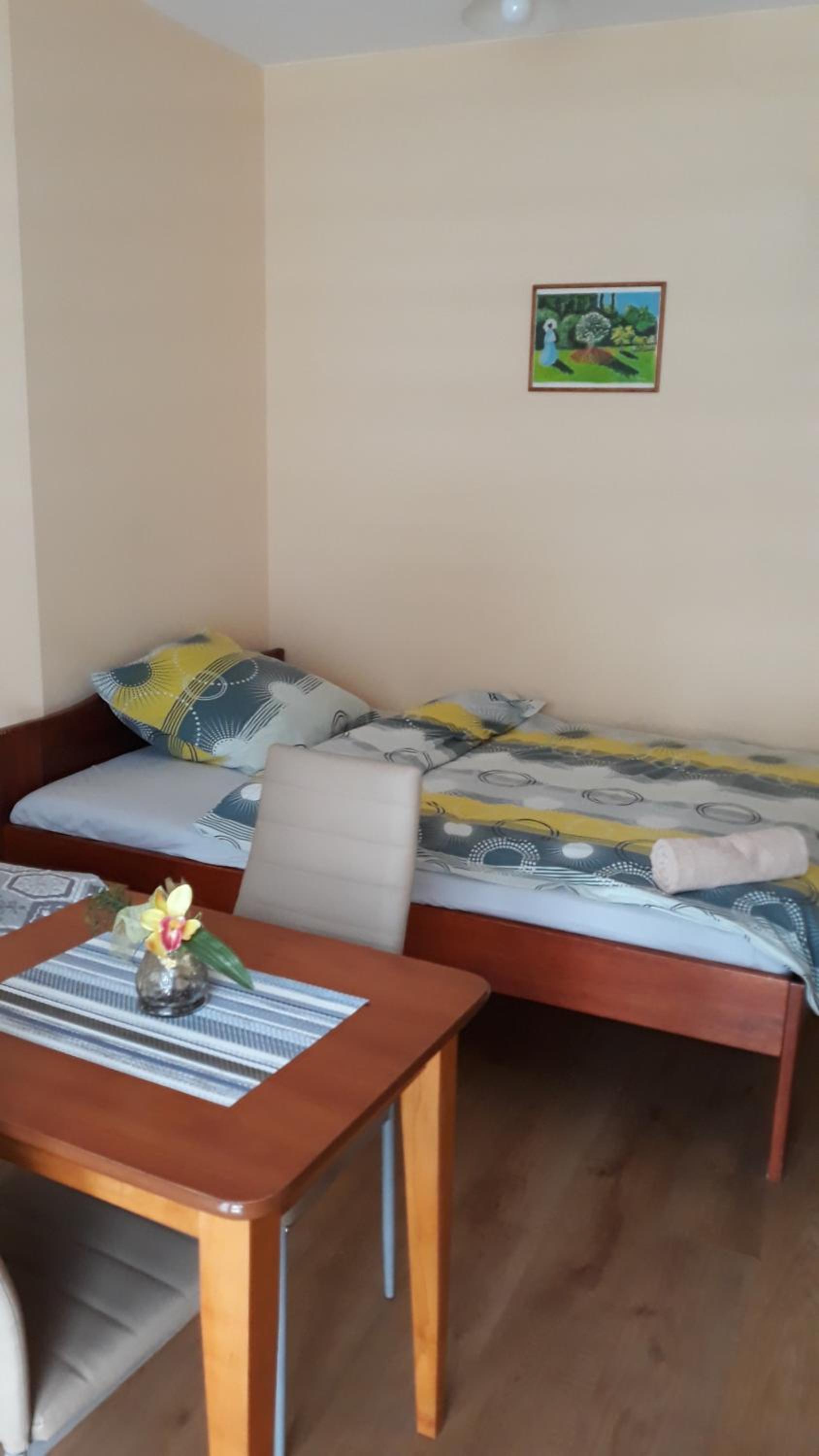 Small Double Room - Photo 1
