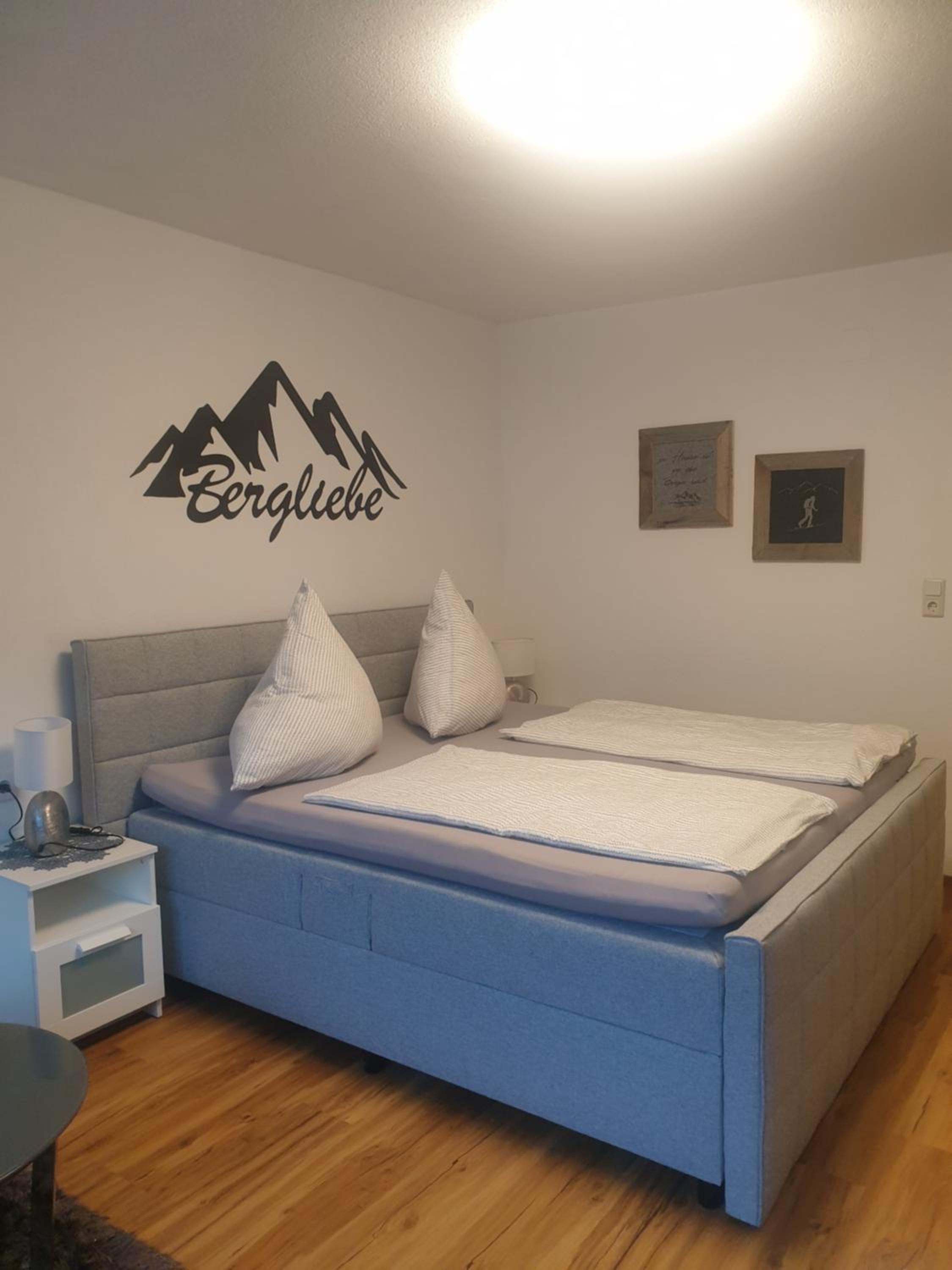 Studio Apartment photo 3