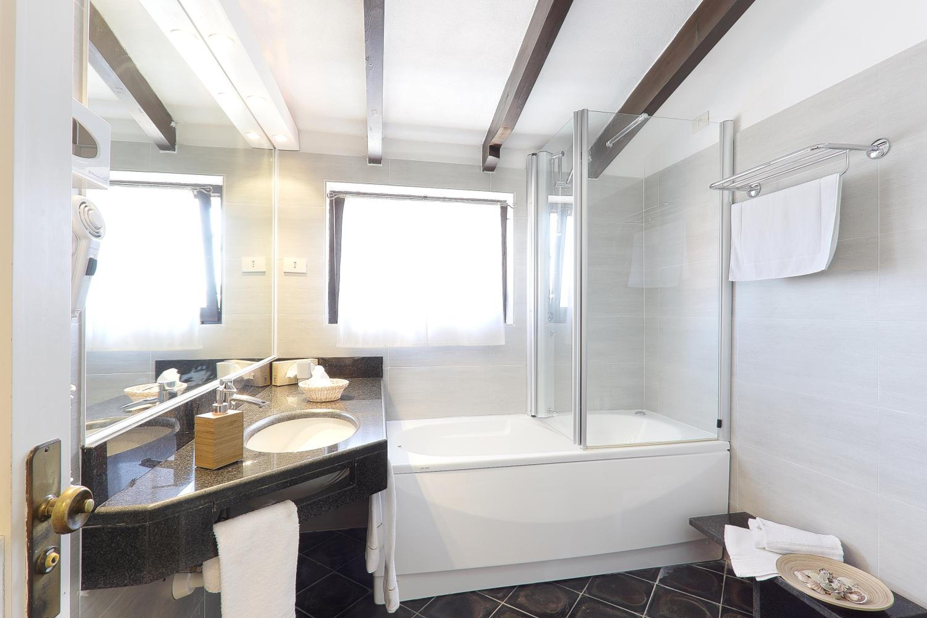 Junior Suite photo 2
