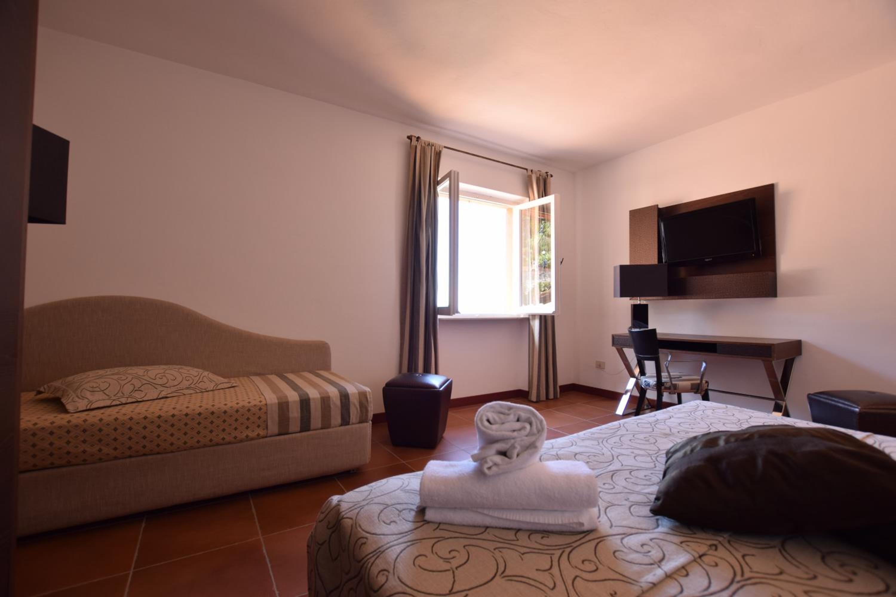 Superior Double or Twin Room photo 1