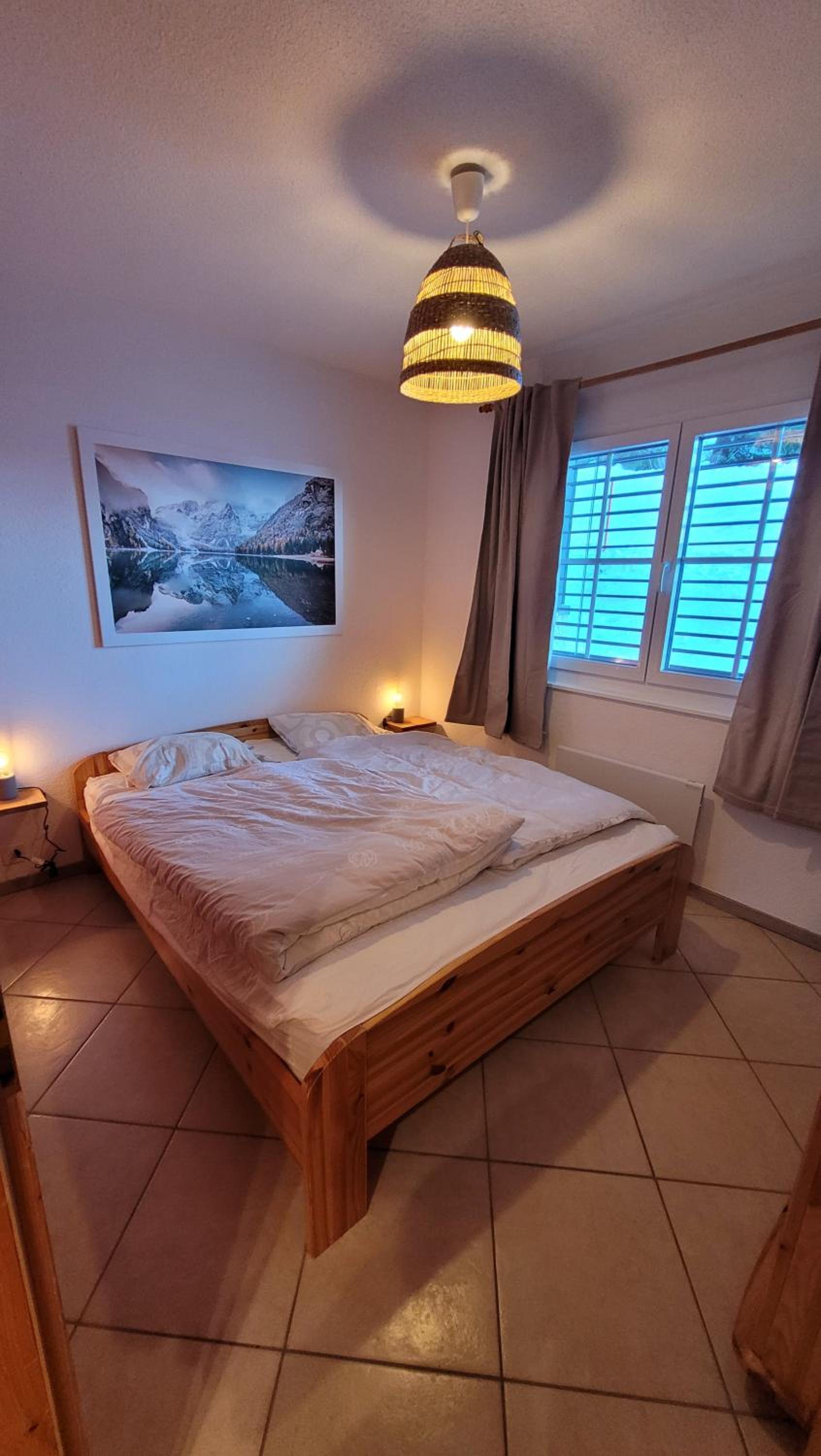 One-Bedroom Apartment photo 1