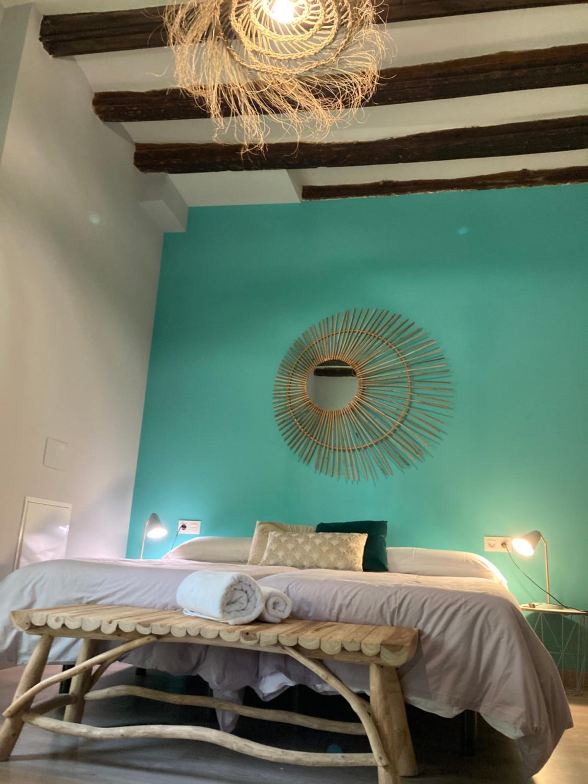 Twin Room with Private Bathroom photo 3