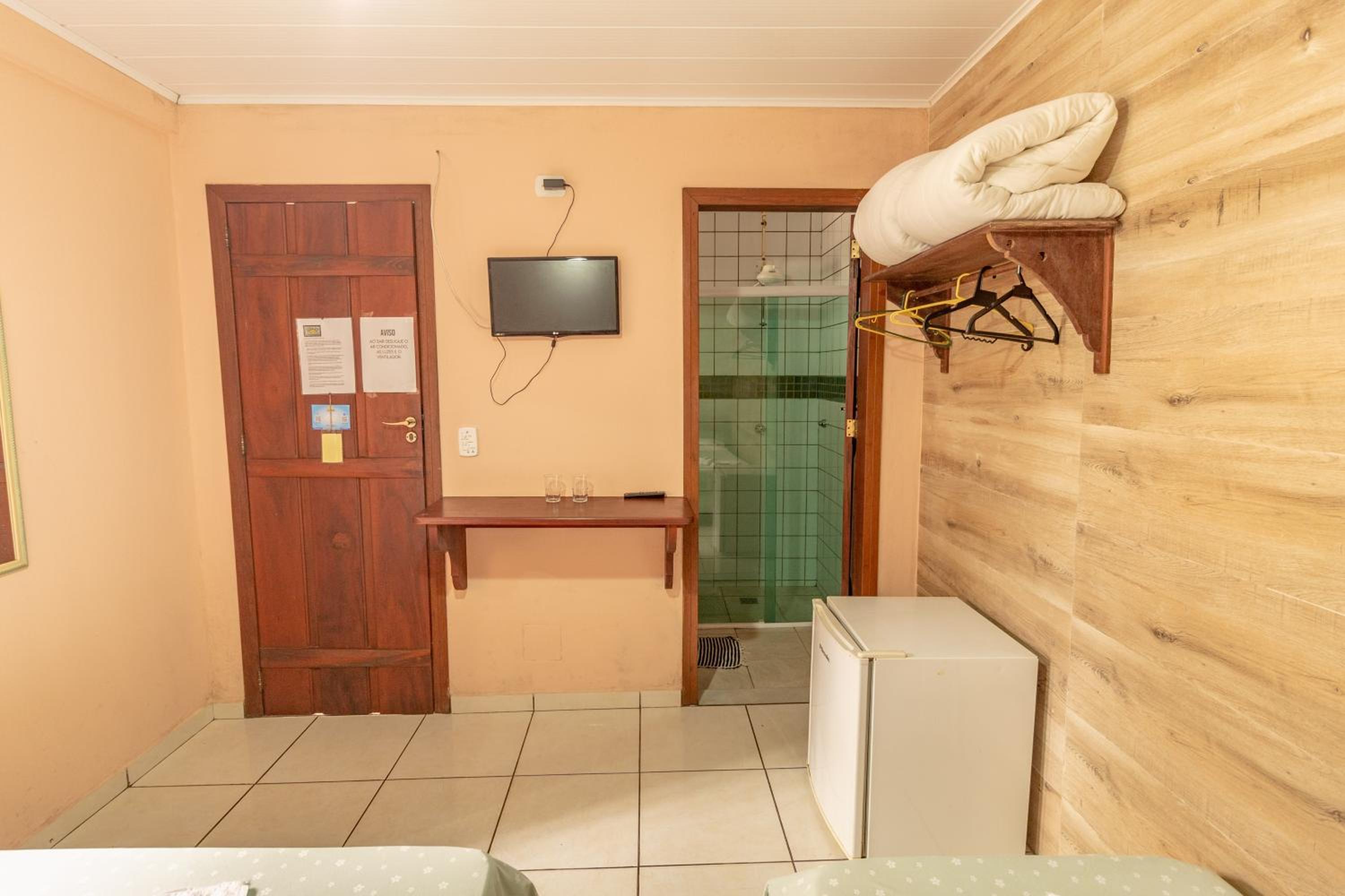 Basic Triple Room - Photo 1