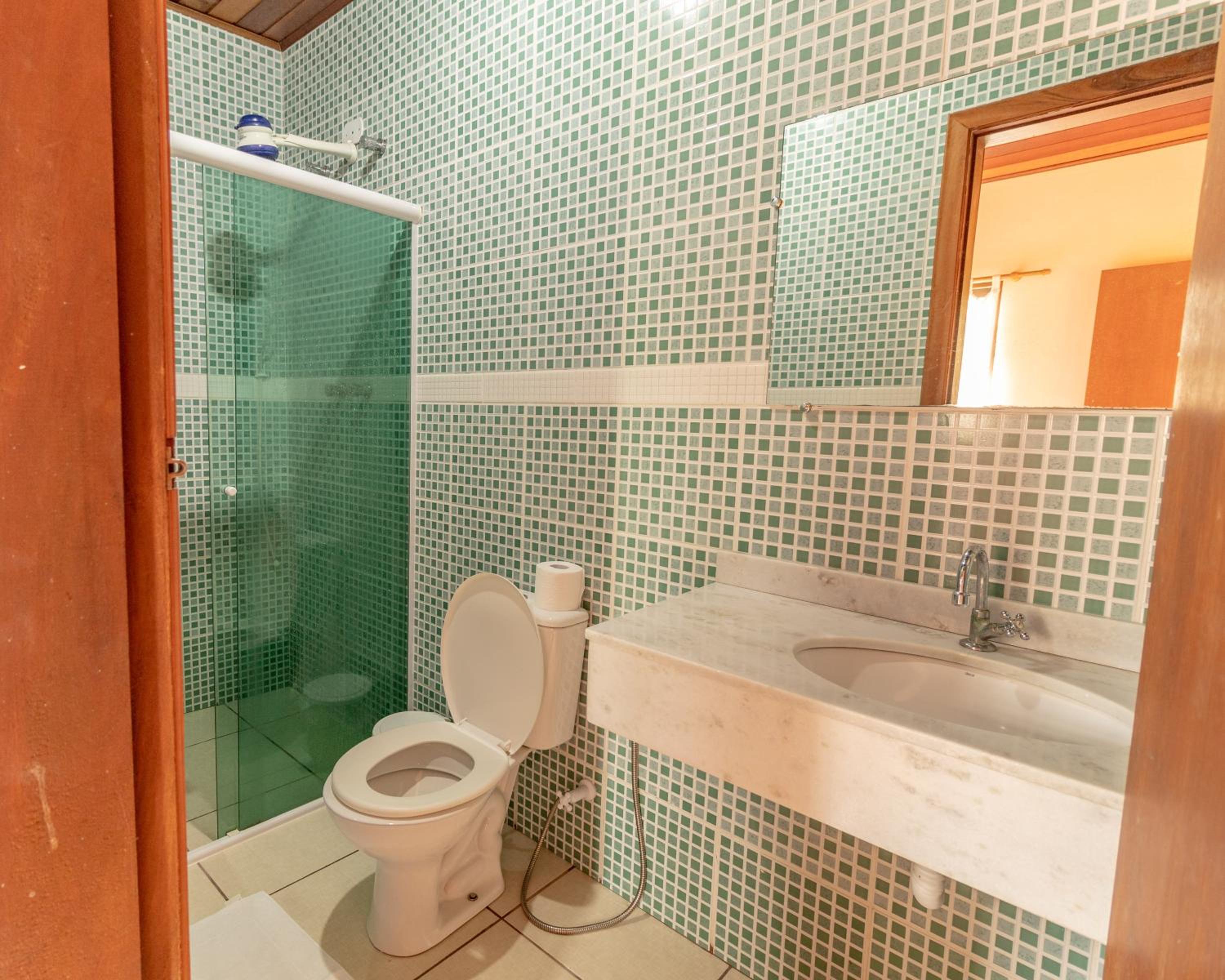 Double Room - Photo 9