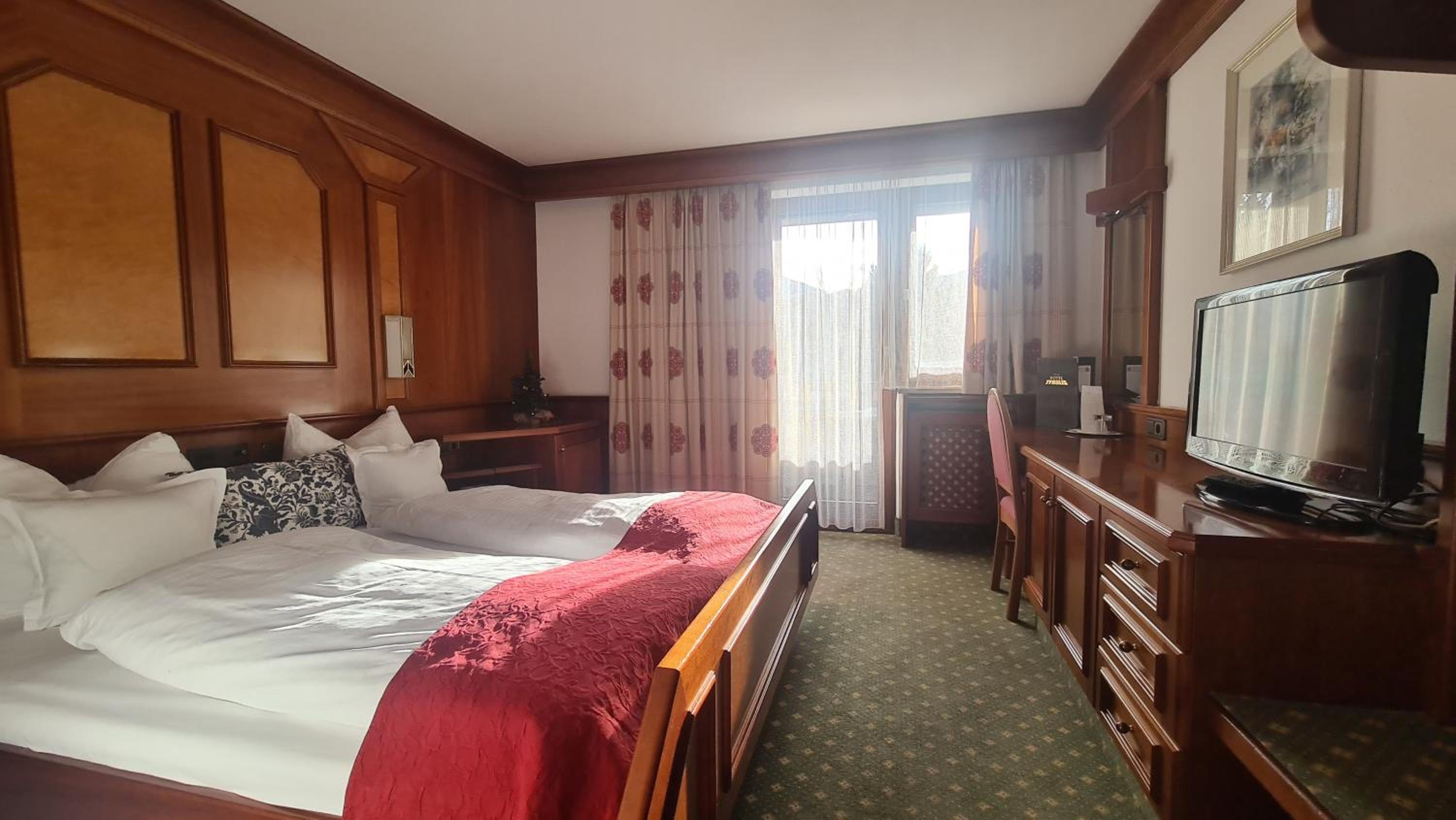 Standard Double Room - Photo 6