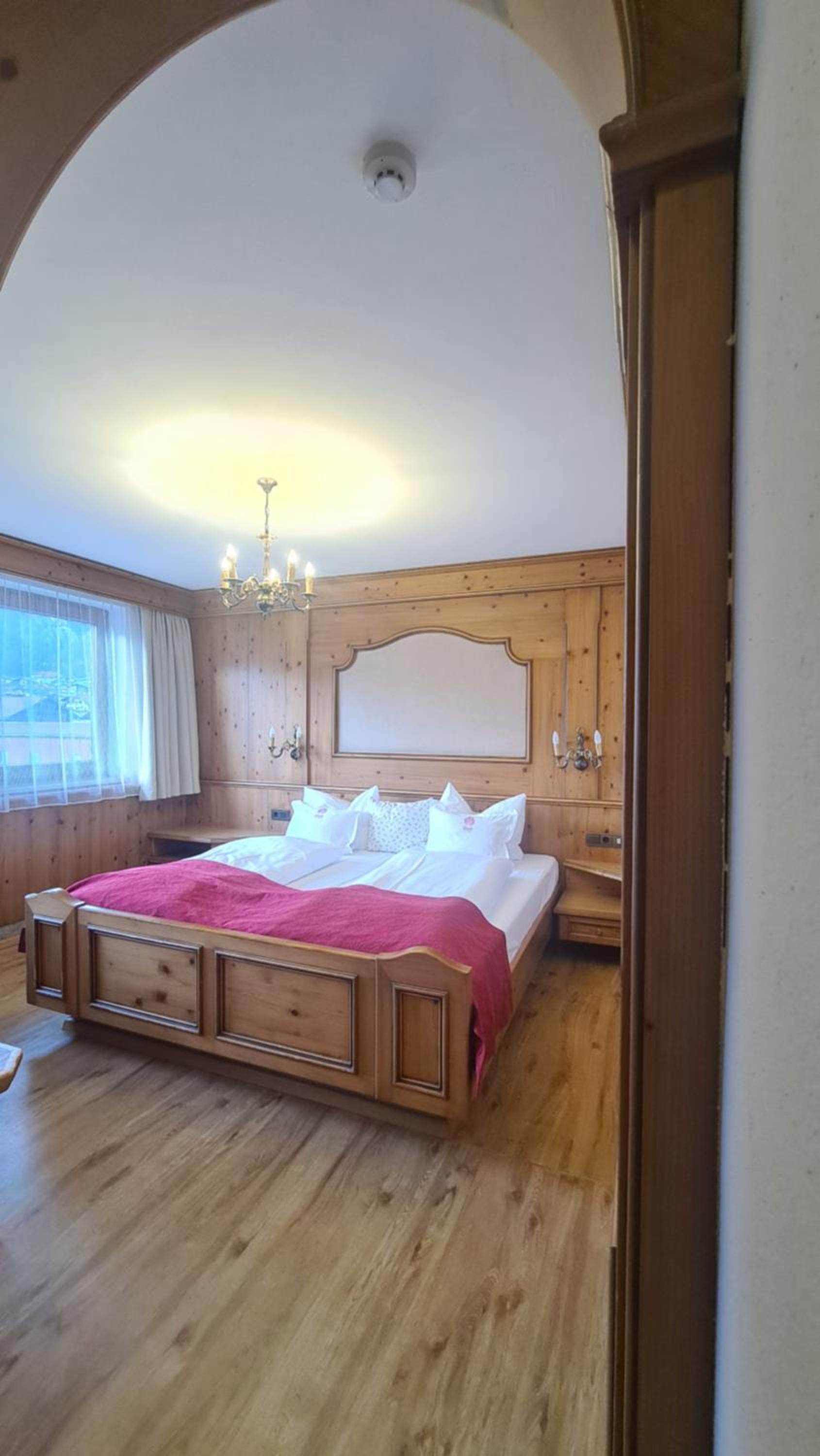 Suite - Photo 14