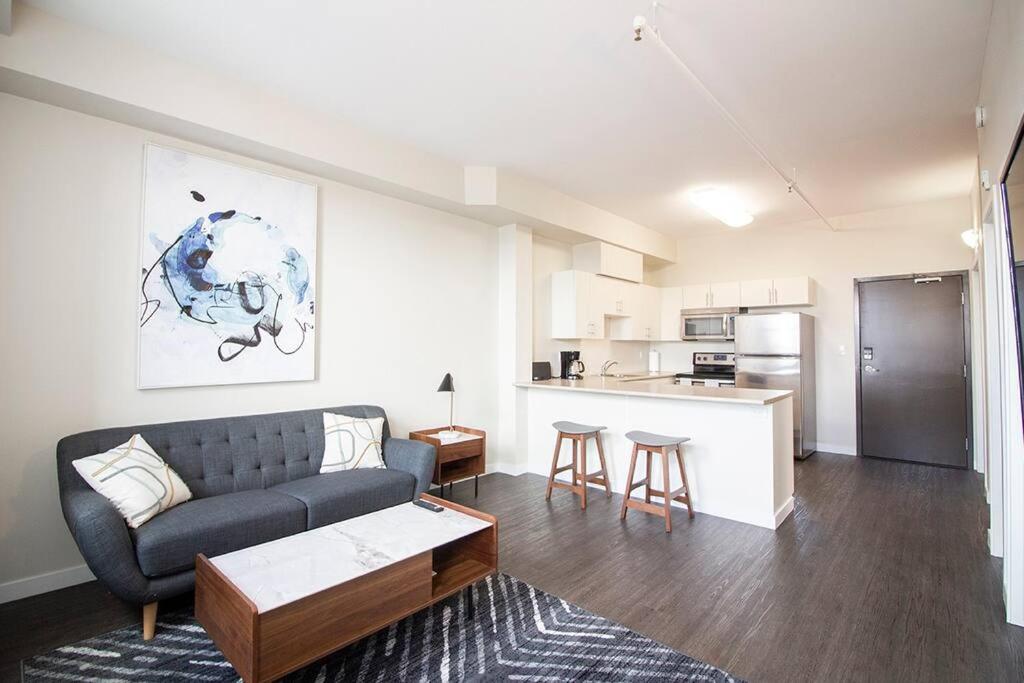 Apartment photo 2