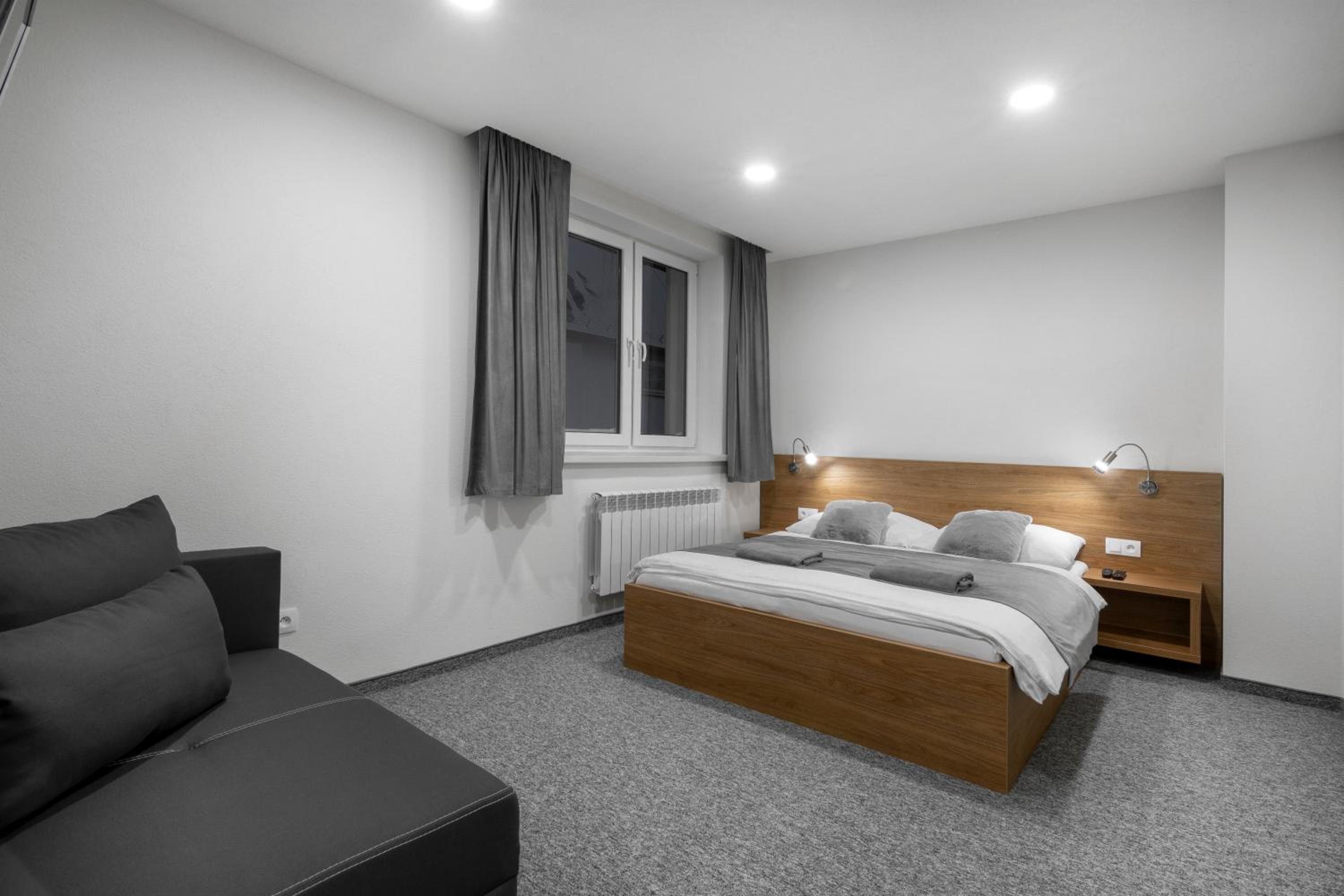 Deluxe Double Room with Extra Bed