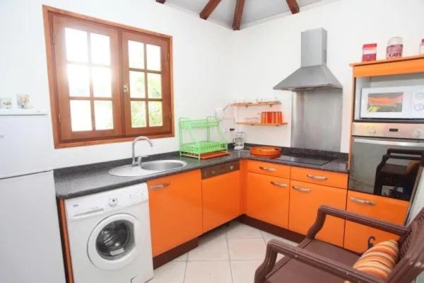 One-Bedroom House photo 3