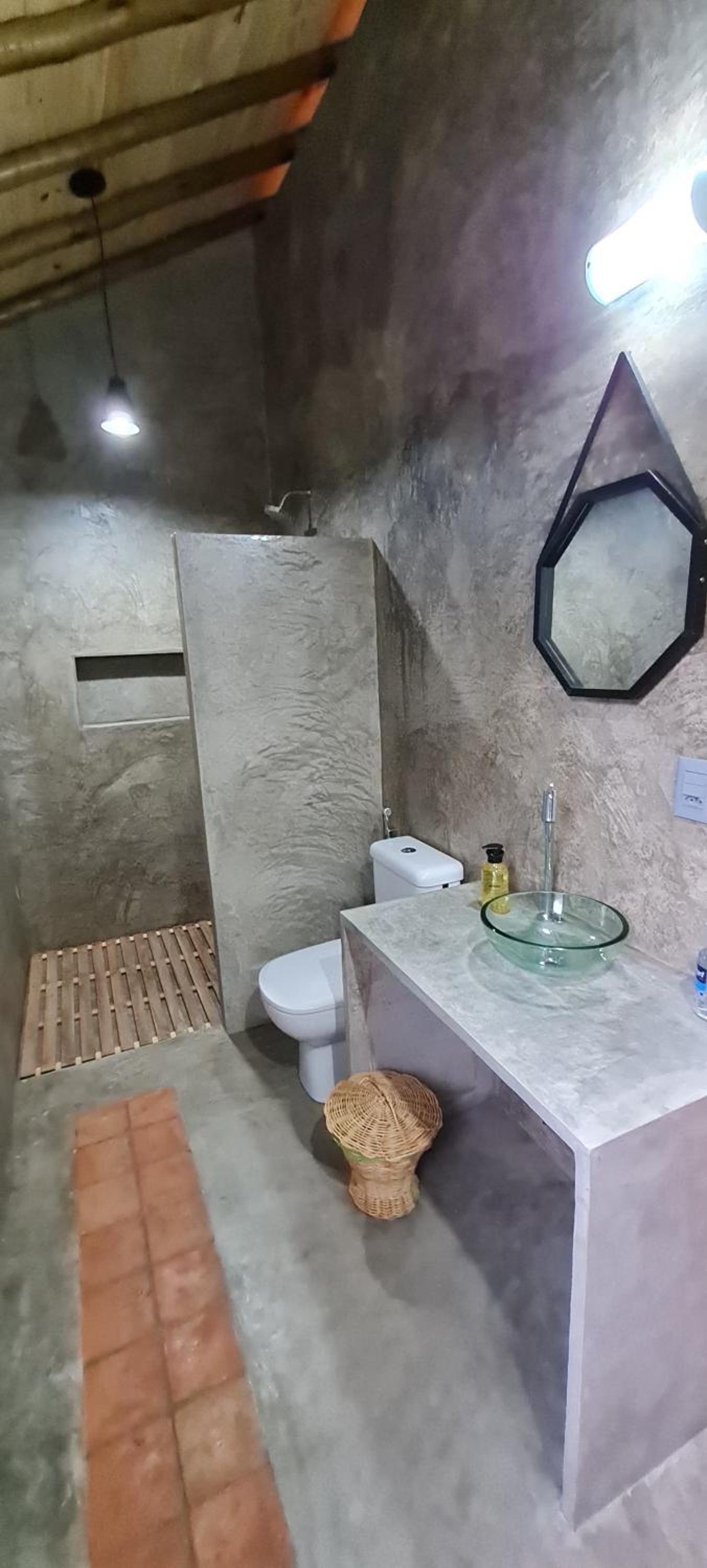King Suite with Spa Bath - Photo 8