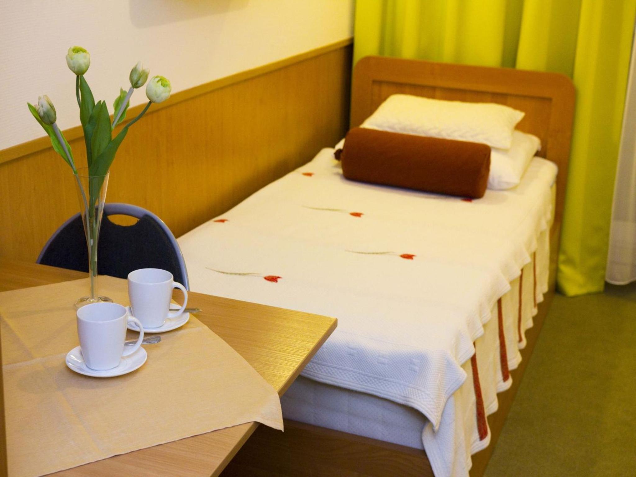 Twin Room - Photo 5