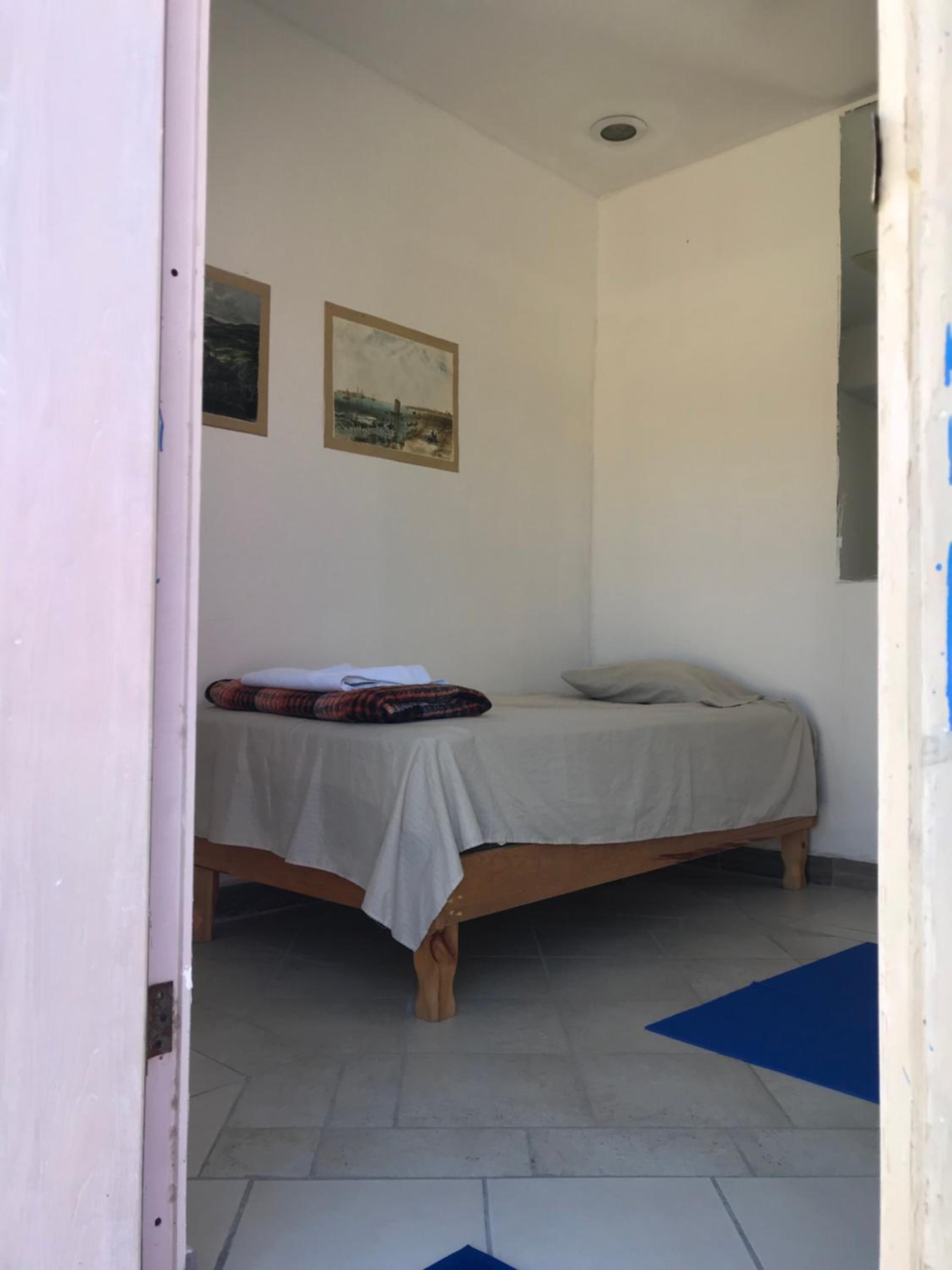 Twin Room with Shared Bathroom photo 1