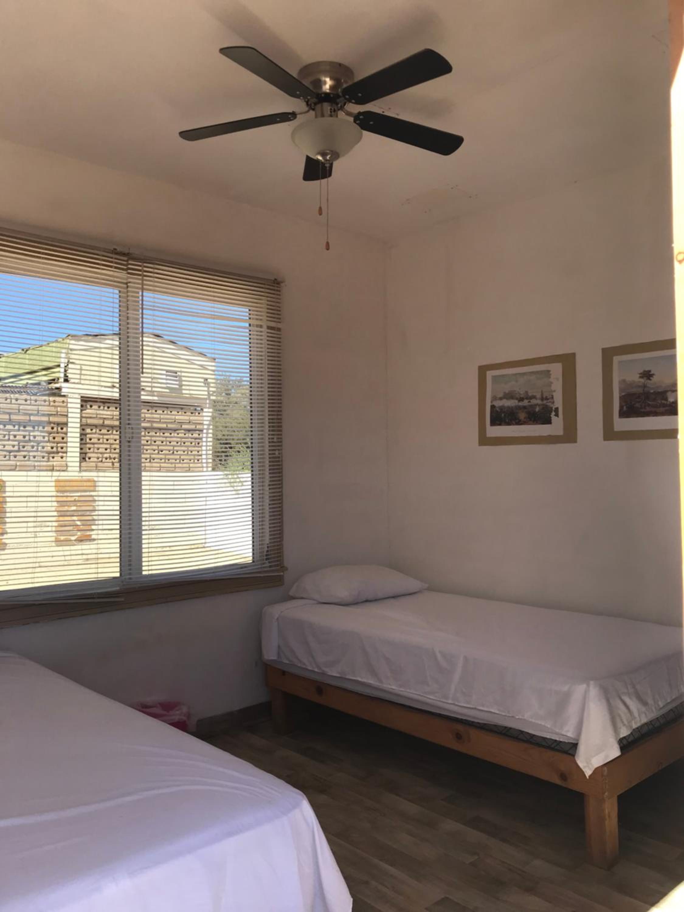 Twin Room with Shared Bathroom photo 2