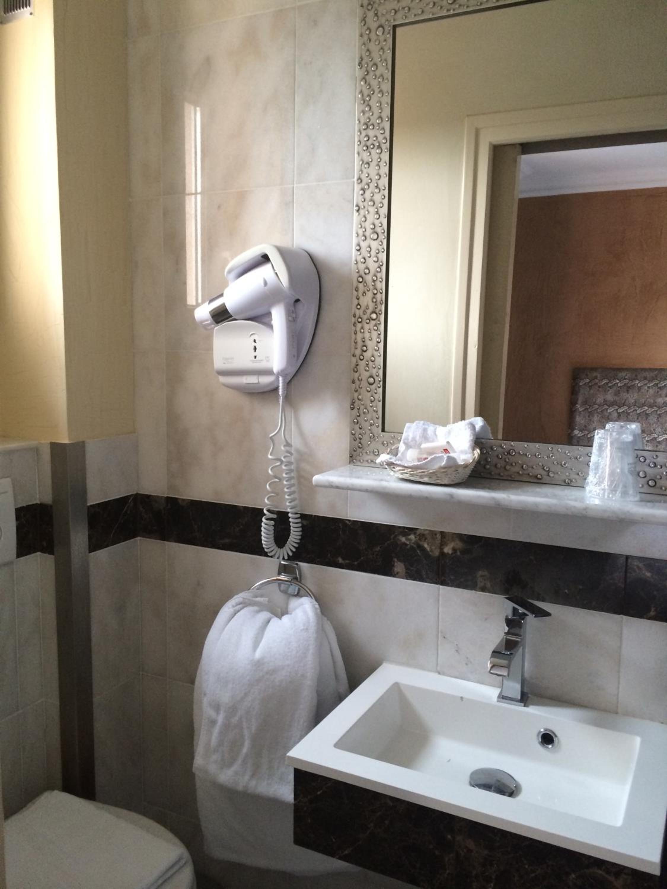 Standard Single or Double Room photo 3