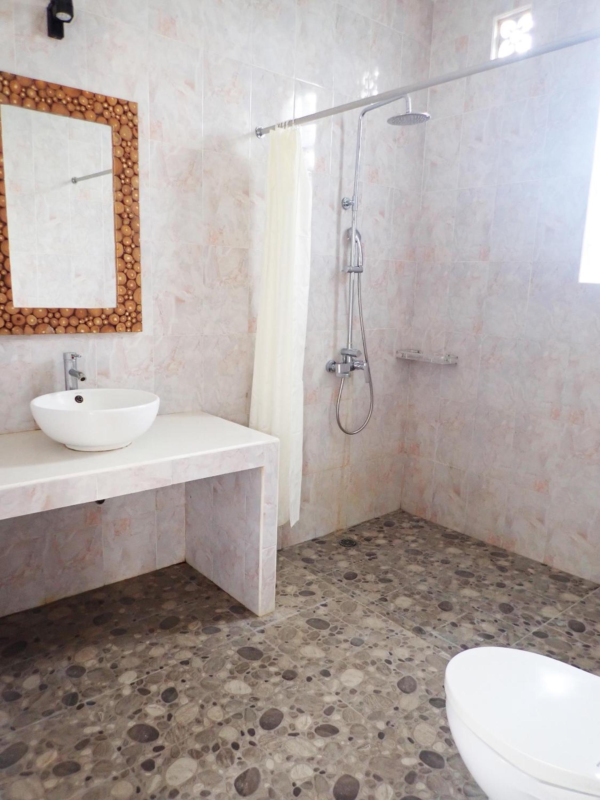 Villa with Private Pool - Photo 3