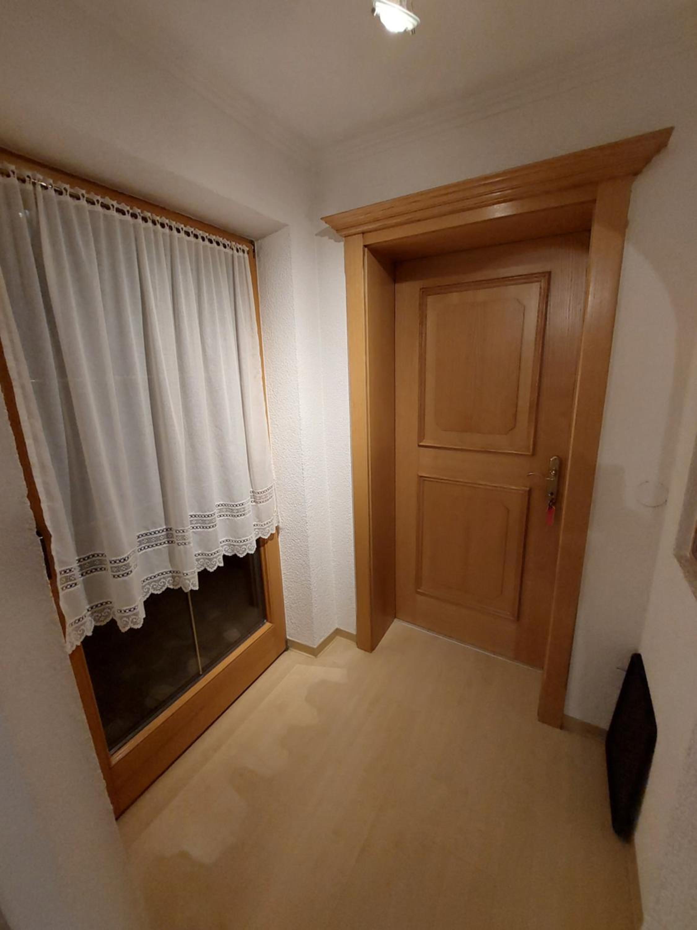 Apartment with Mountain View photo 1