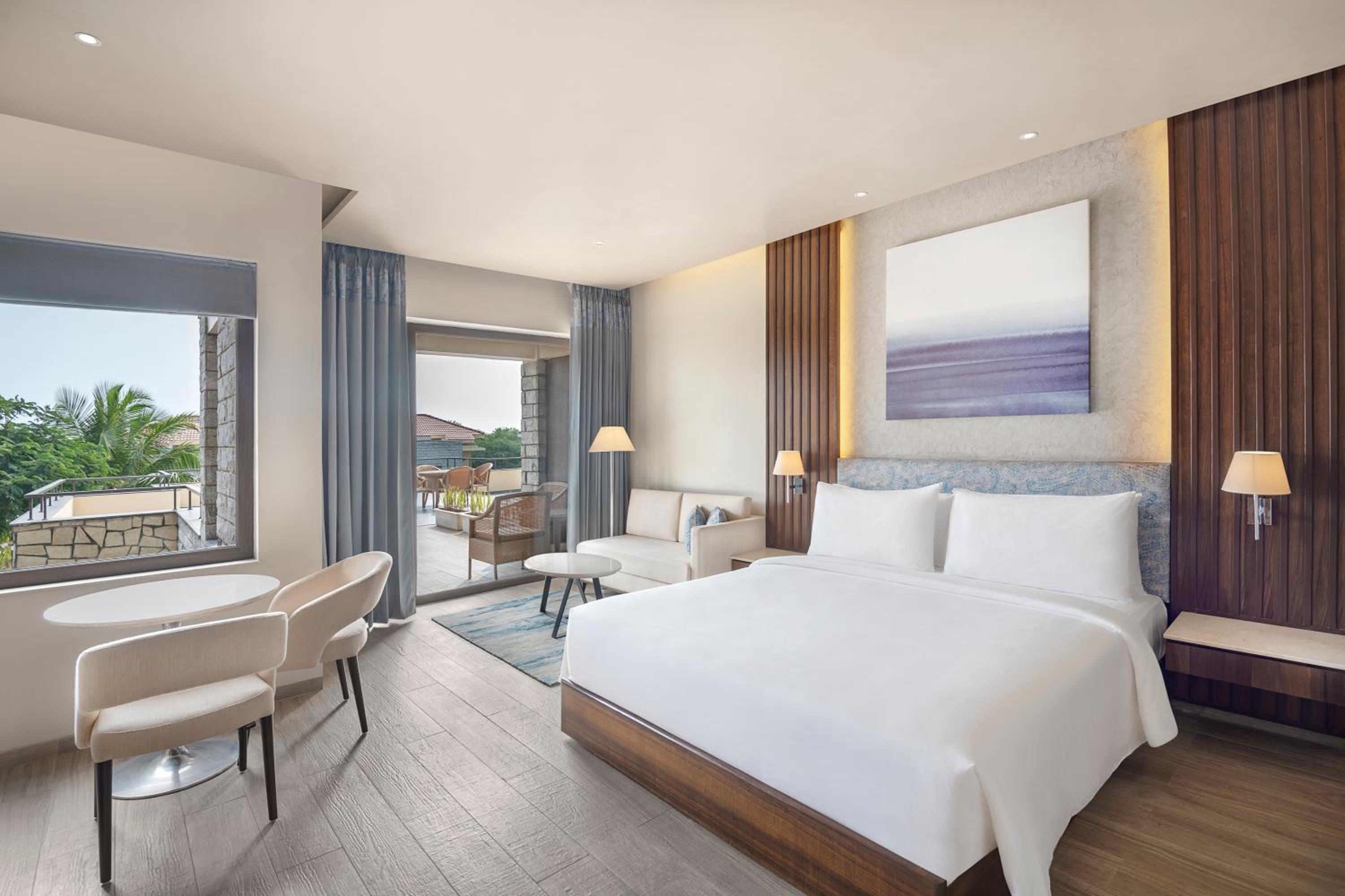 Executive Room with 15% discount on Food & soft beverages and Laundry