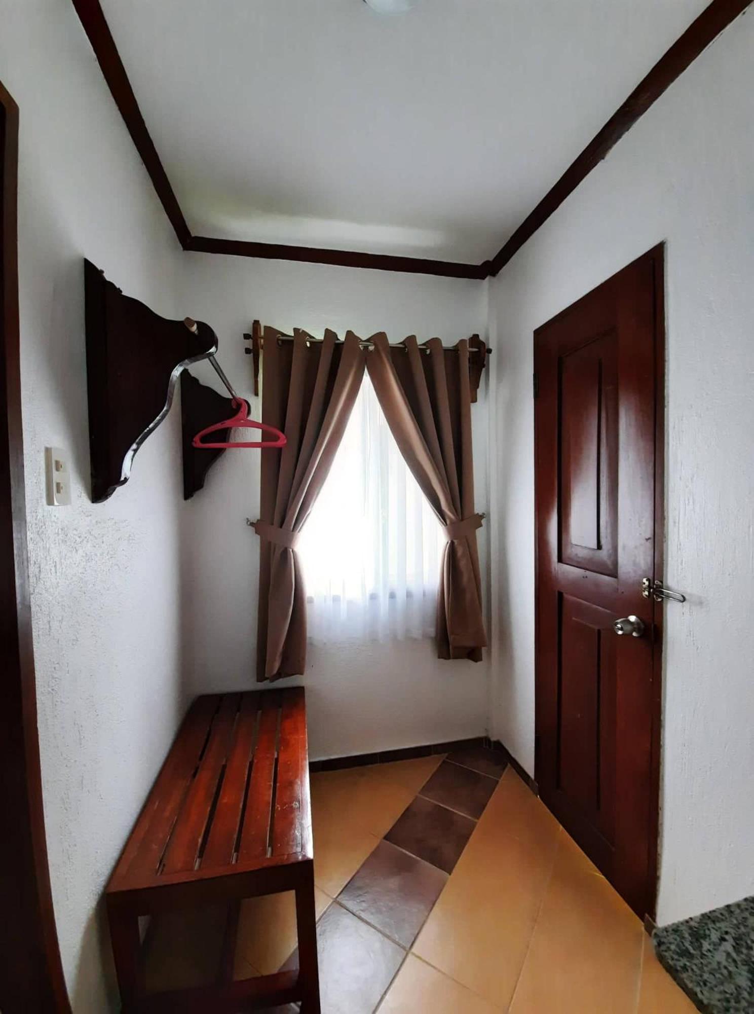 Deluxe Double Room with Balcony and Sea View - Photo 7
