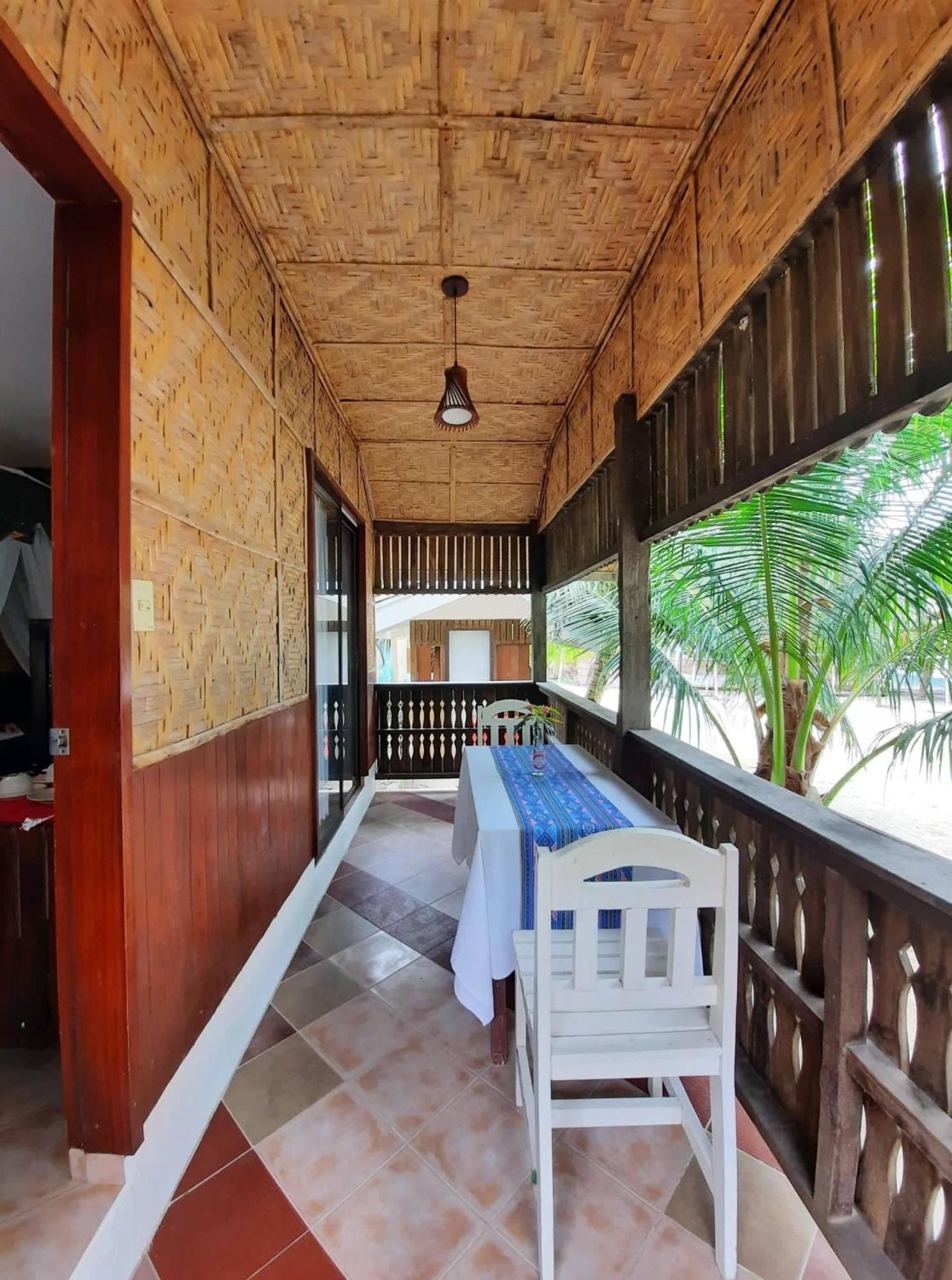 Deluxe Double Room with Balcony and Sea View - Photo 14
