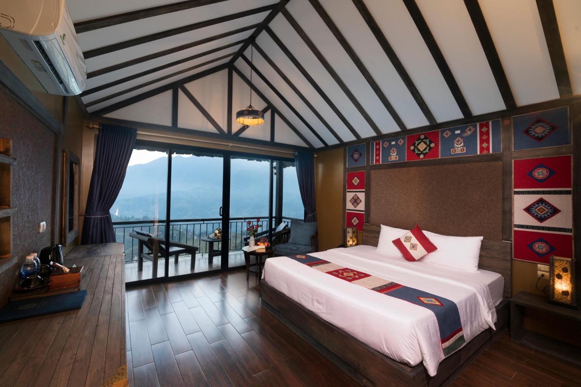 King Room with Mountain View - Photo 1