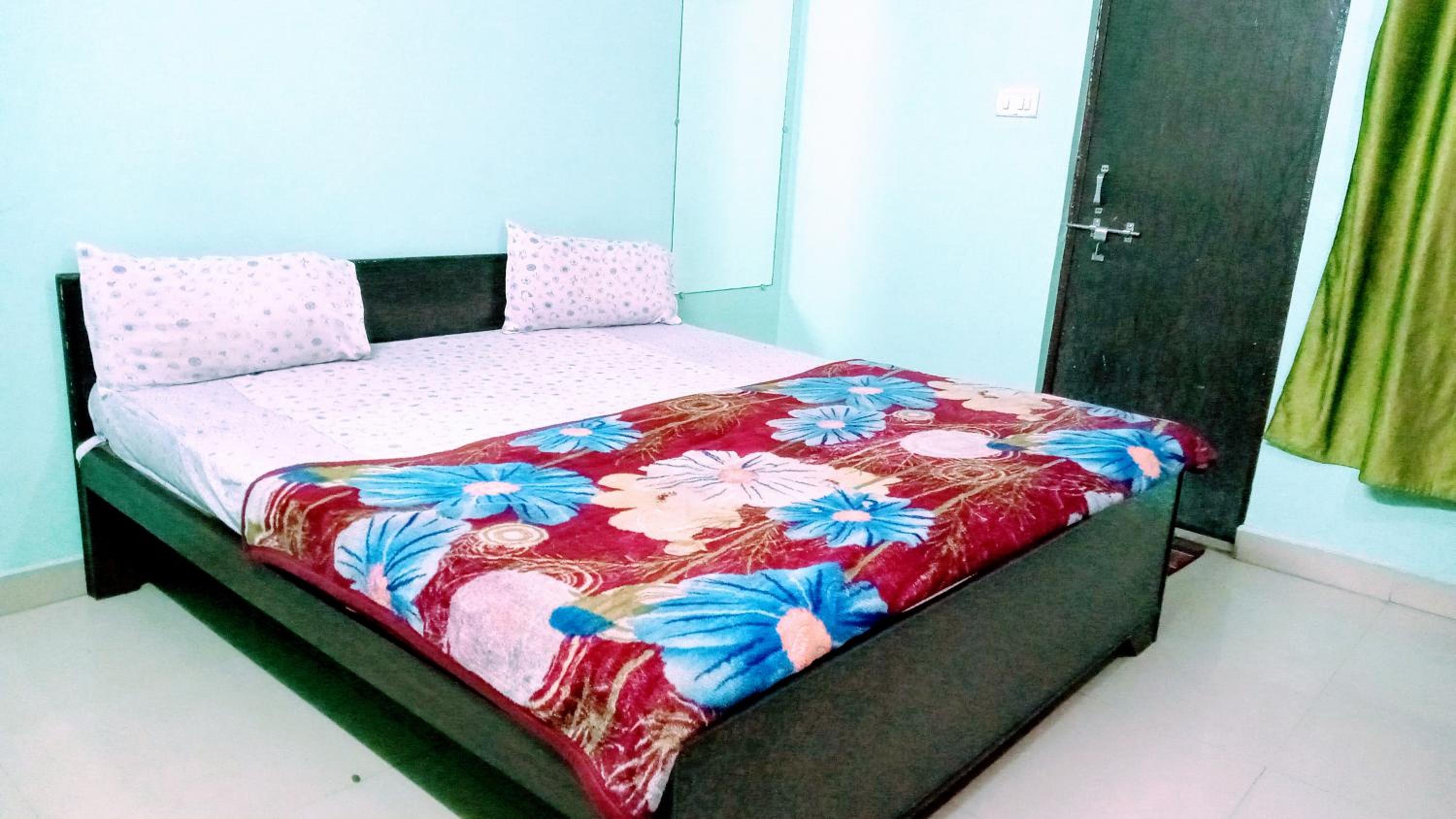 Standard Double Room Ac - Photo 6