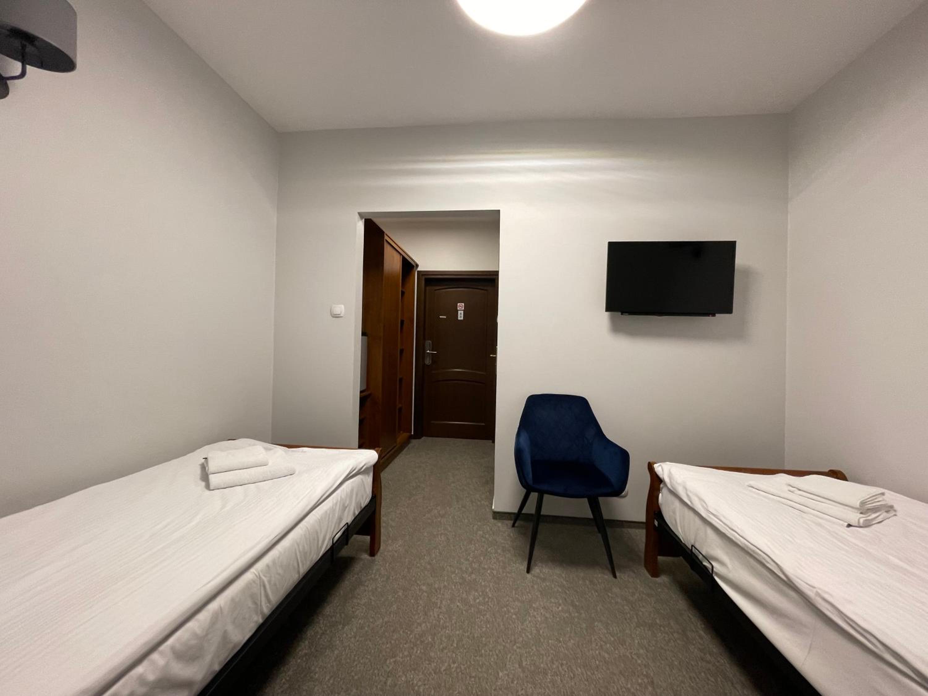 Budget Double Room photo 2
