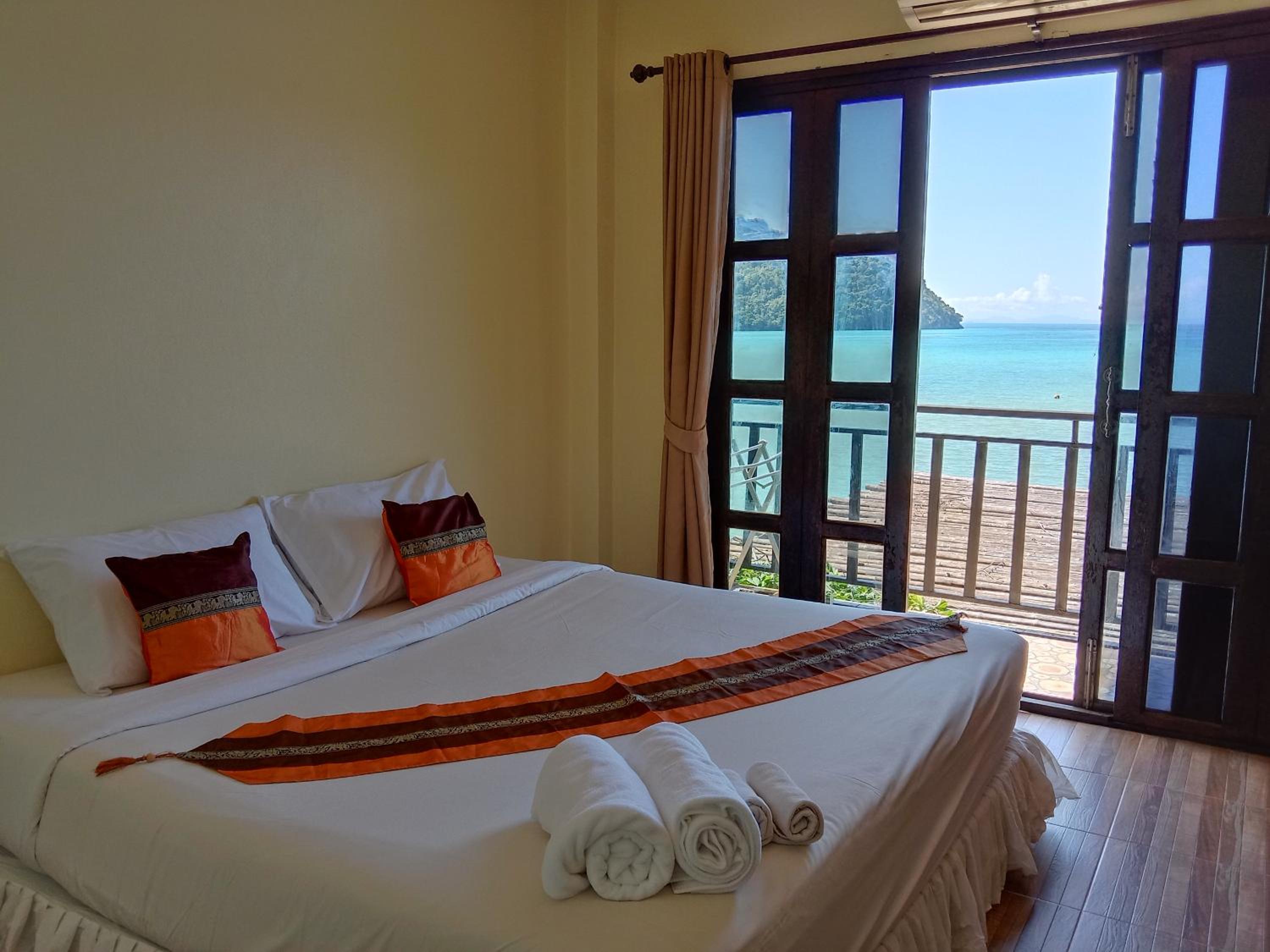 Standard Double Room with Sea View - Photo 30
