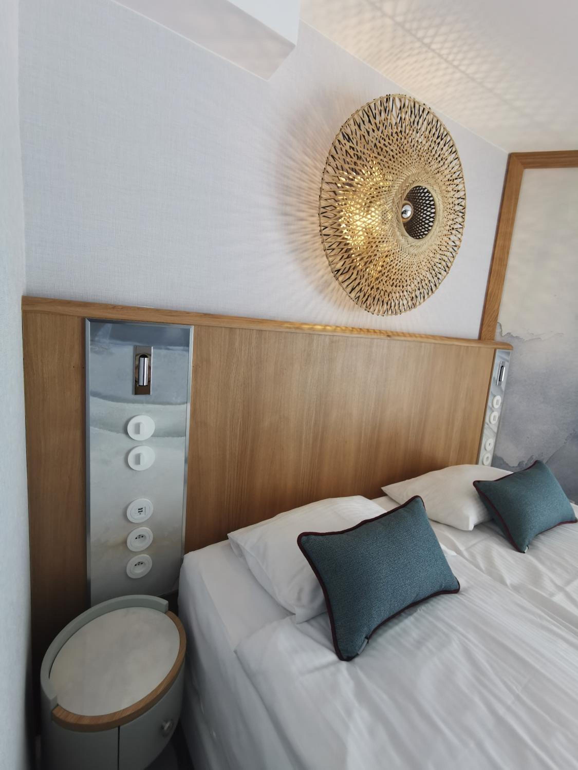 Deluxe Double Room photo 2