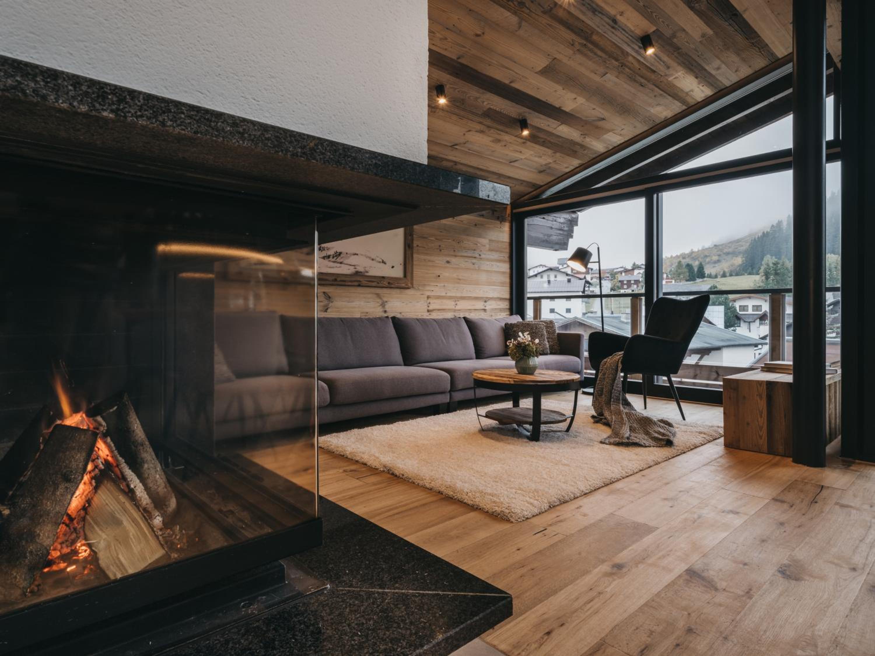 Four-Bedroom Penthouse photo 2
