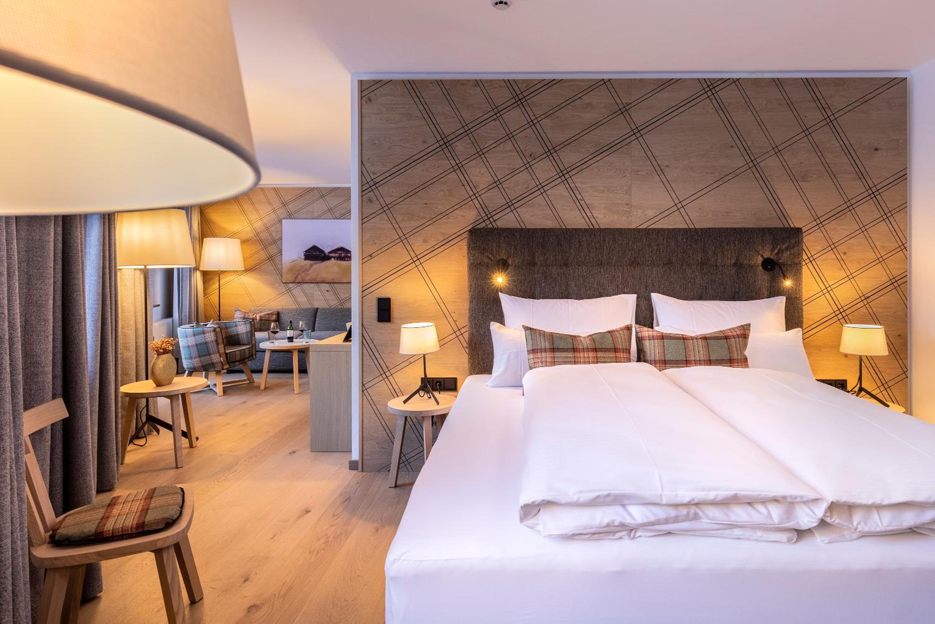 Junior Suite with Balcony photo 1
