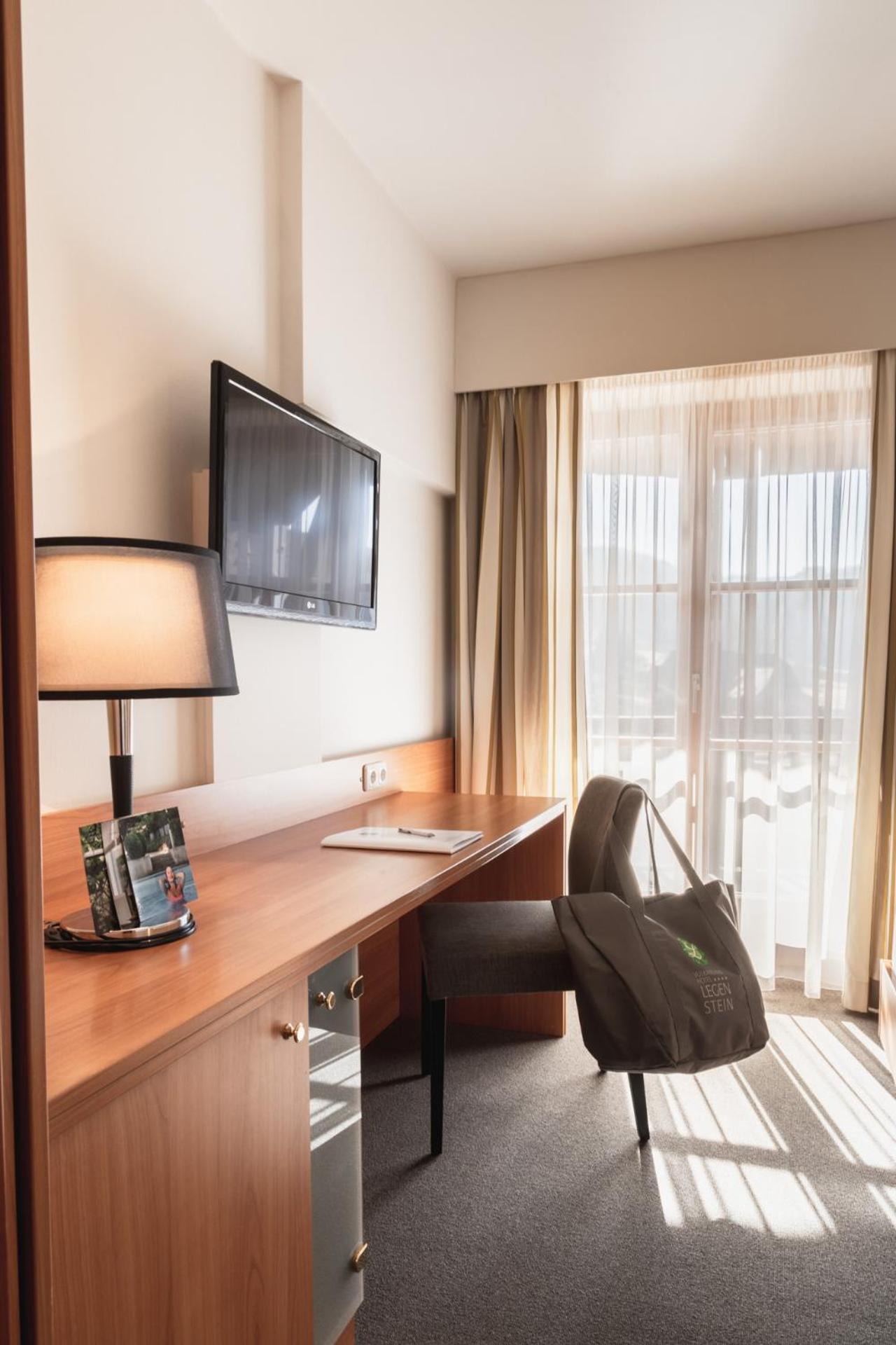Double Room with Balcony photo 3
