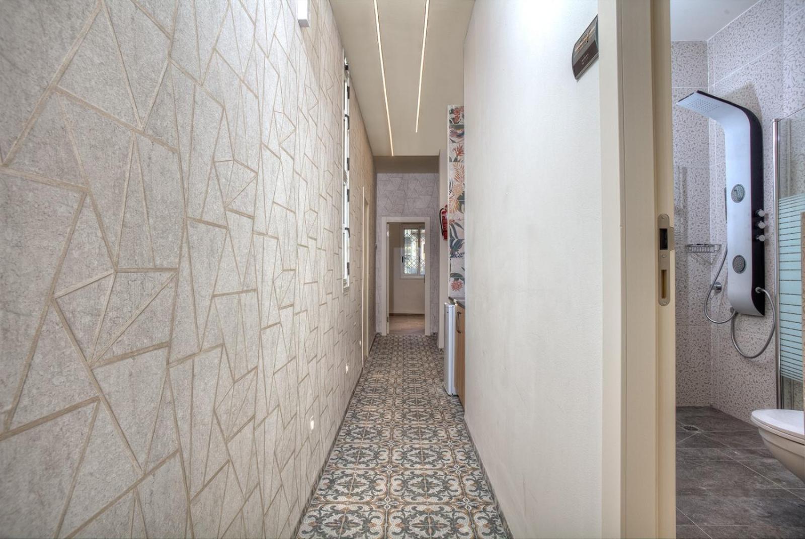 Villa - Photo 11