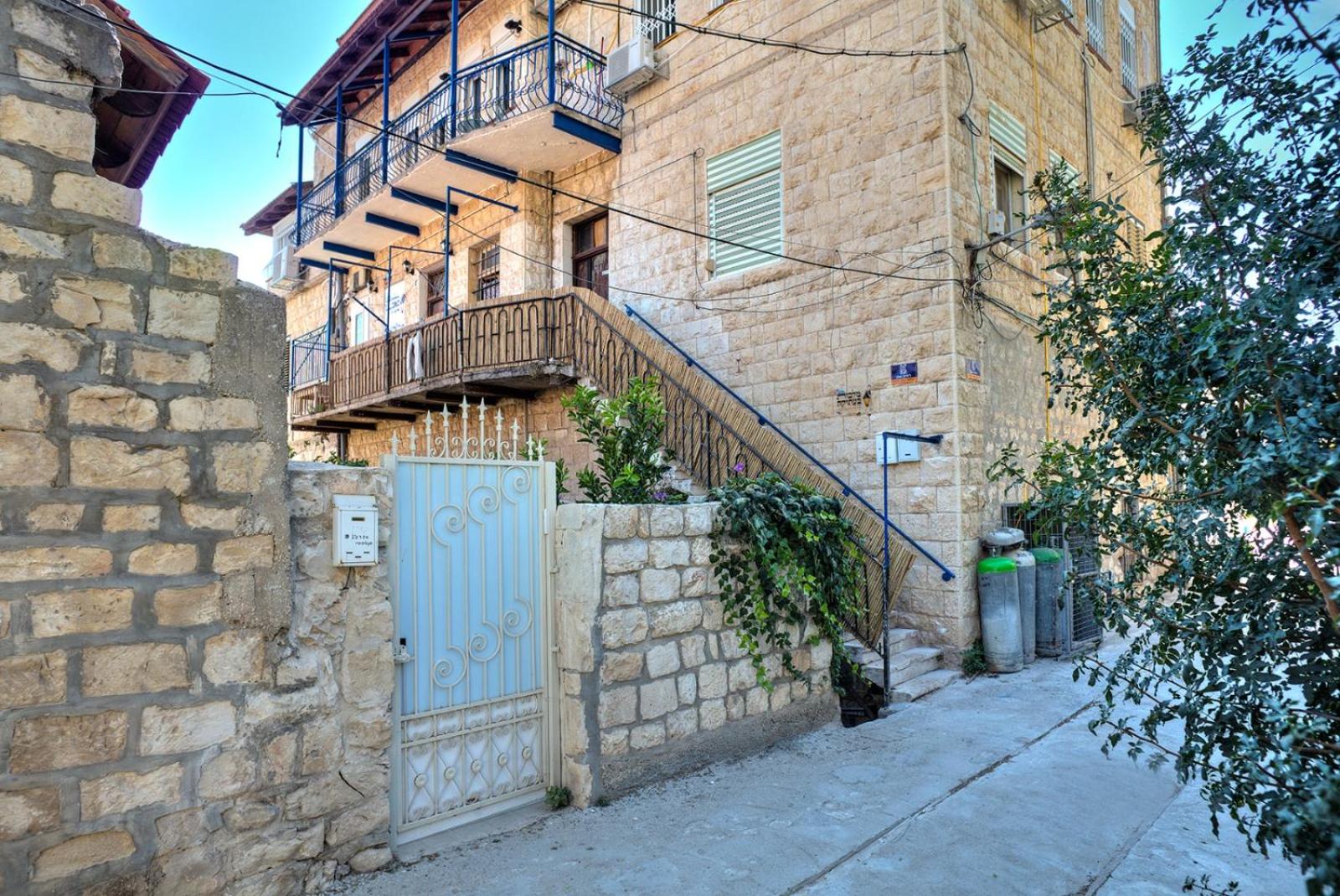 Villa - Photo 3