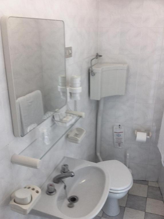 Triple Room with Sea View photo 2